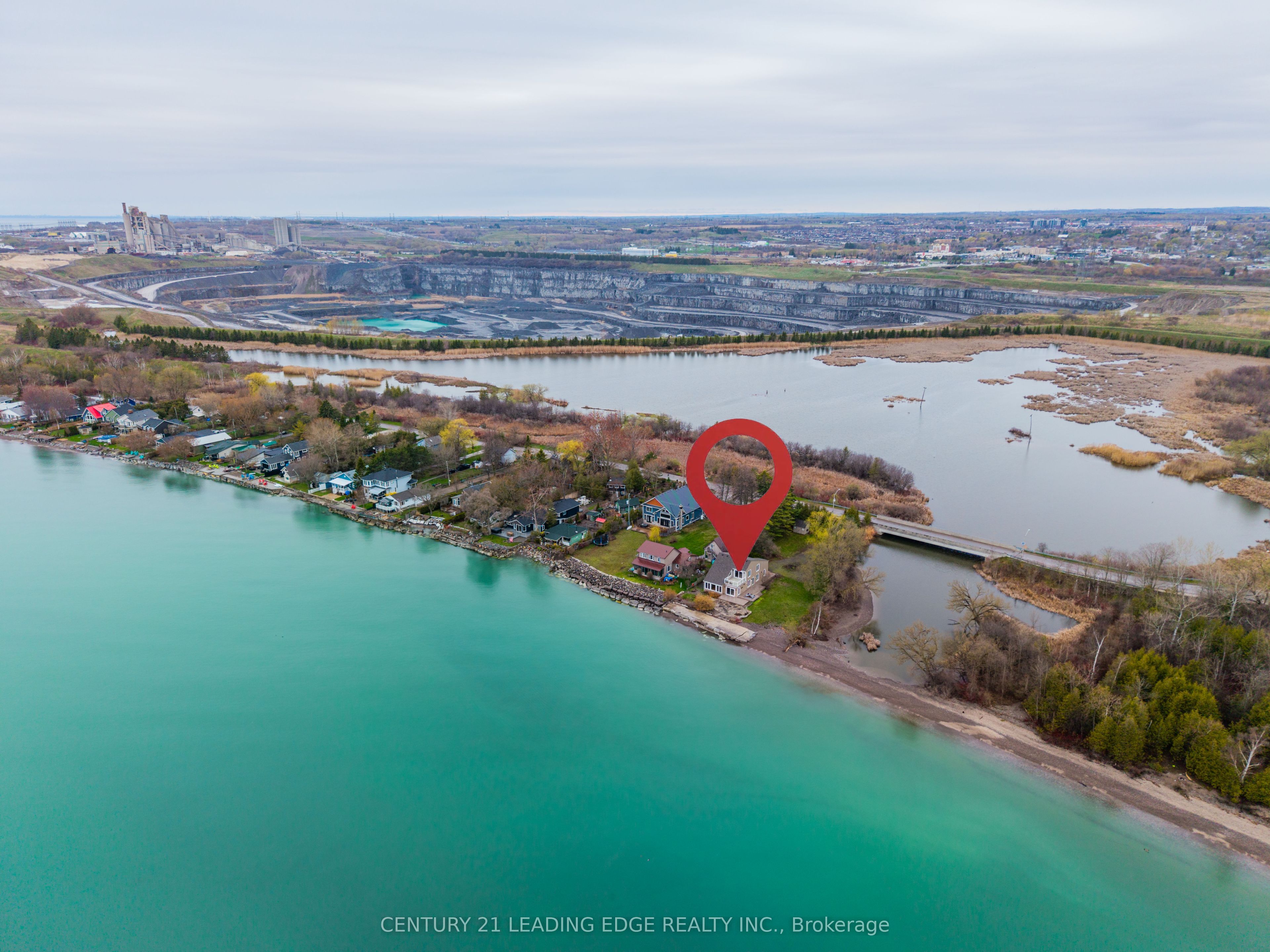 151 Cedar Crest Beach Road, Clarington, ON L1C 5R2 photo 4