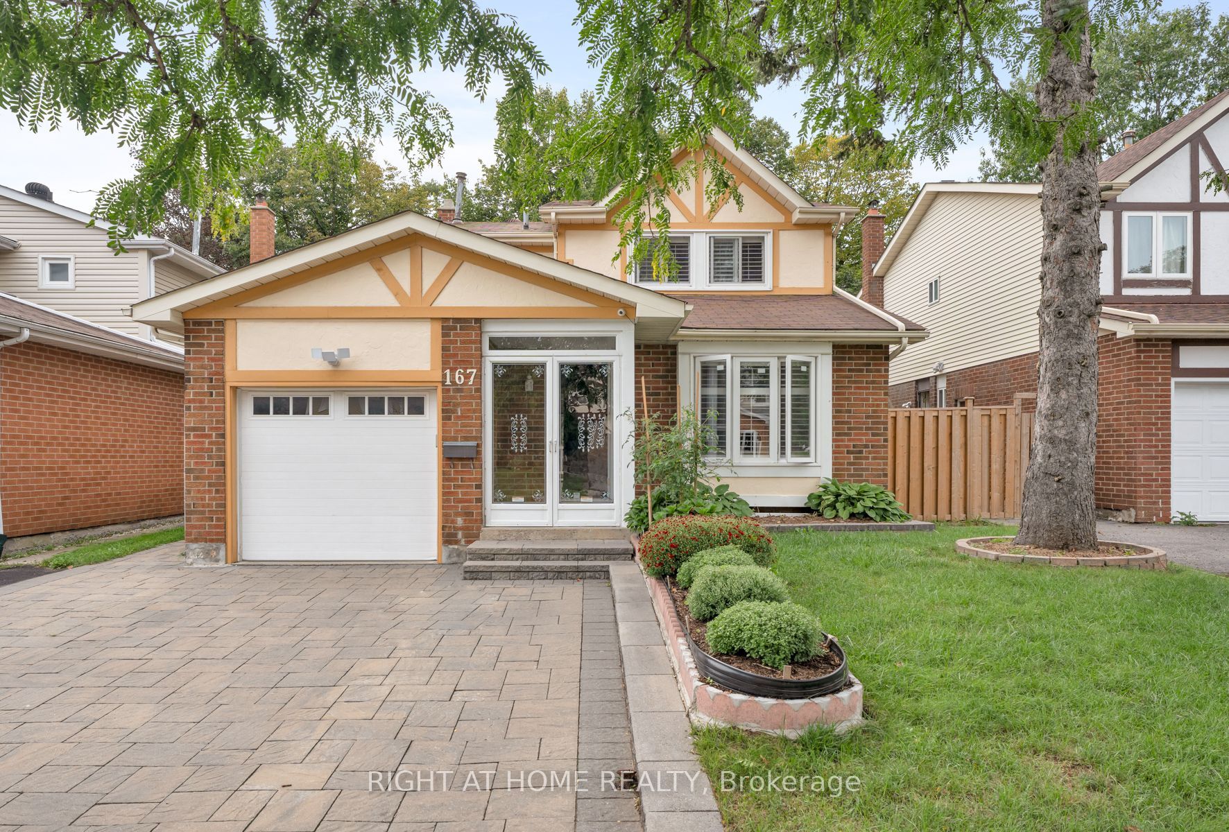 167 Goldhawk Trail, Toronto, ON M1V 1X1