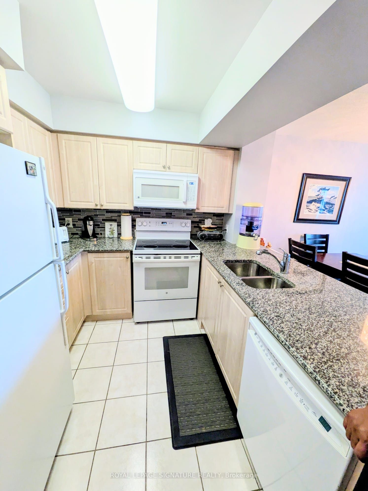 68 Grangeway Avenue 1515, Toronto, ON M1H 0A1 photo 4