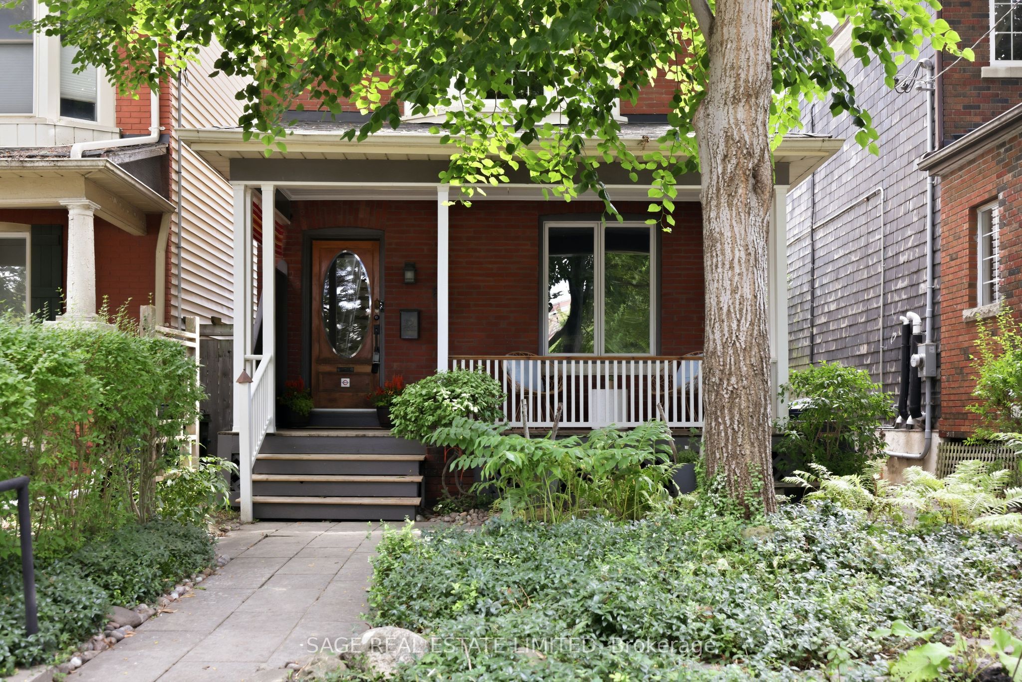 81 Woodfield Road, Toronto, ON M4L 2W5 photo 3