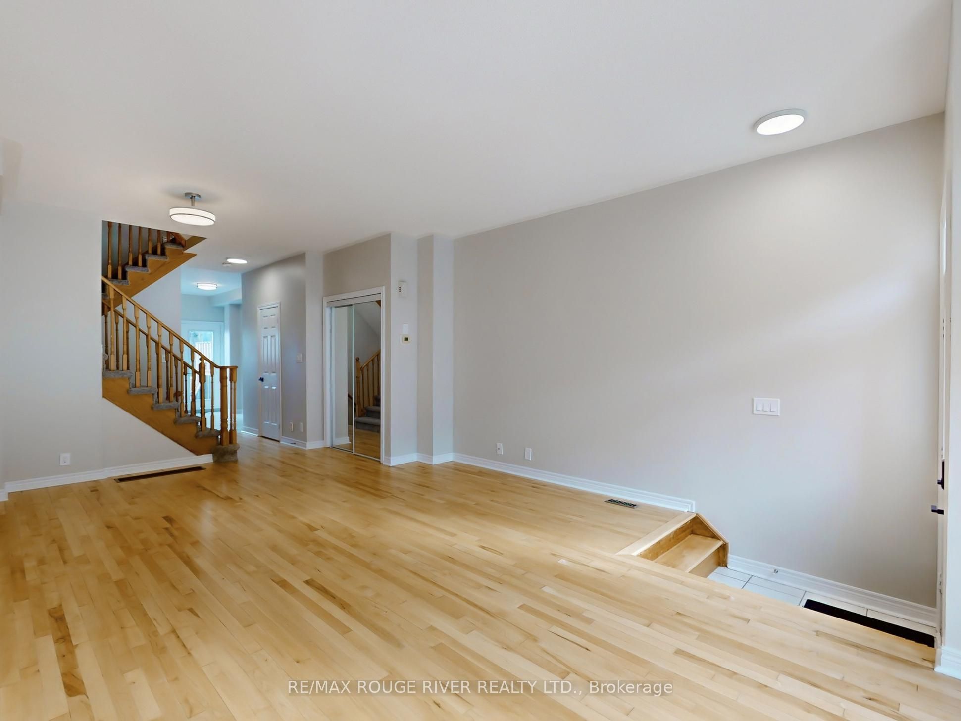 1330 Altona Road 11, Pickering, ON L1V 7E8 photo 2