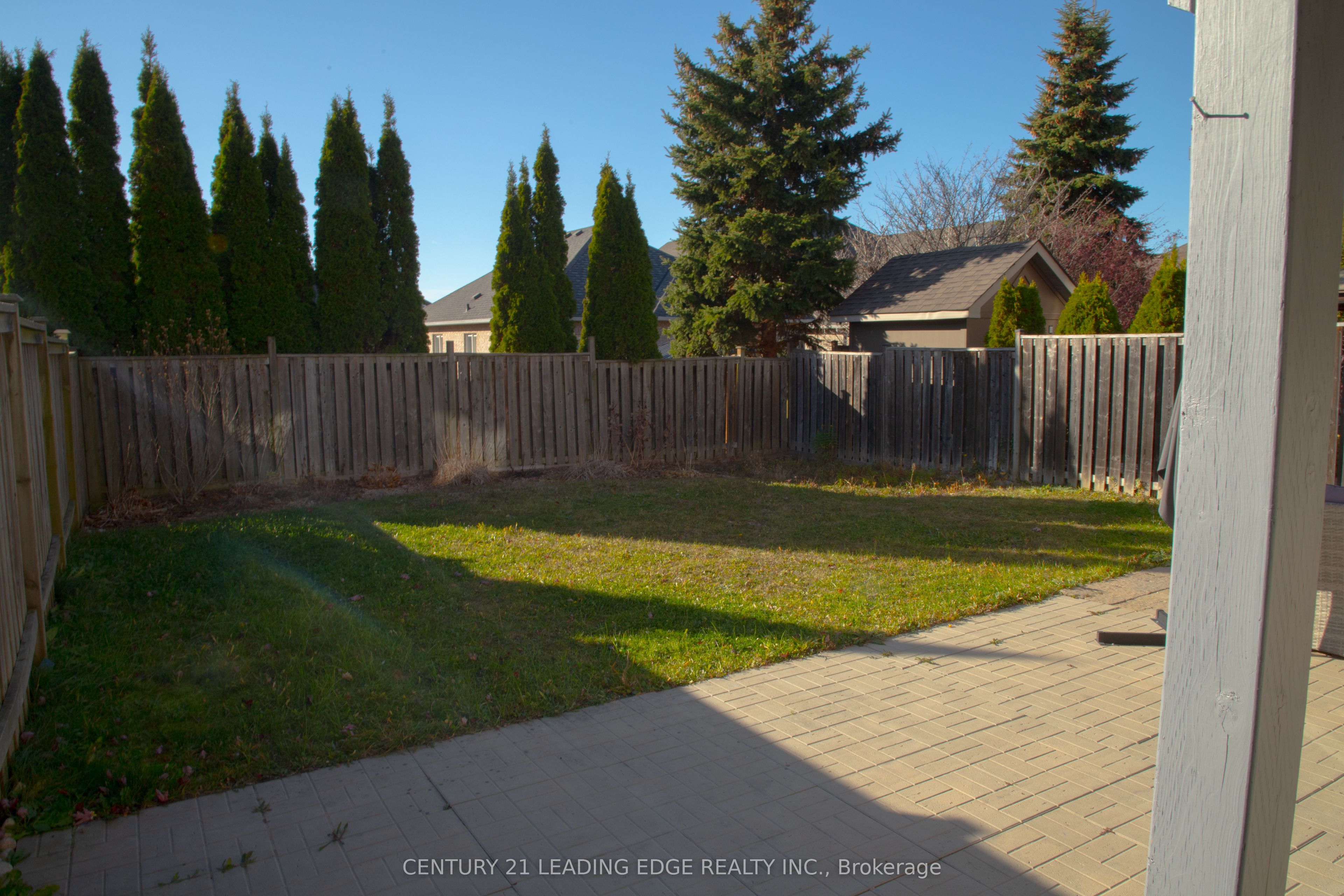 157 Dooley Crescent, Ajax, ON L1T 4J6 photo 3