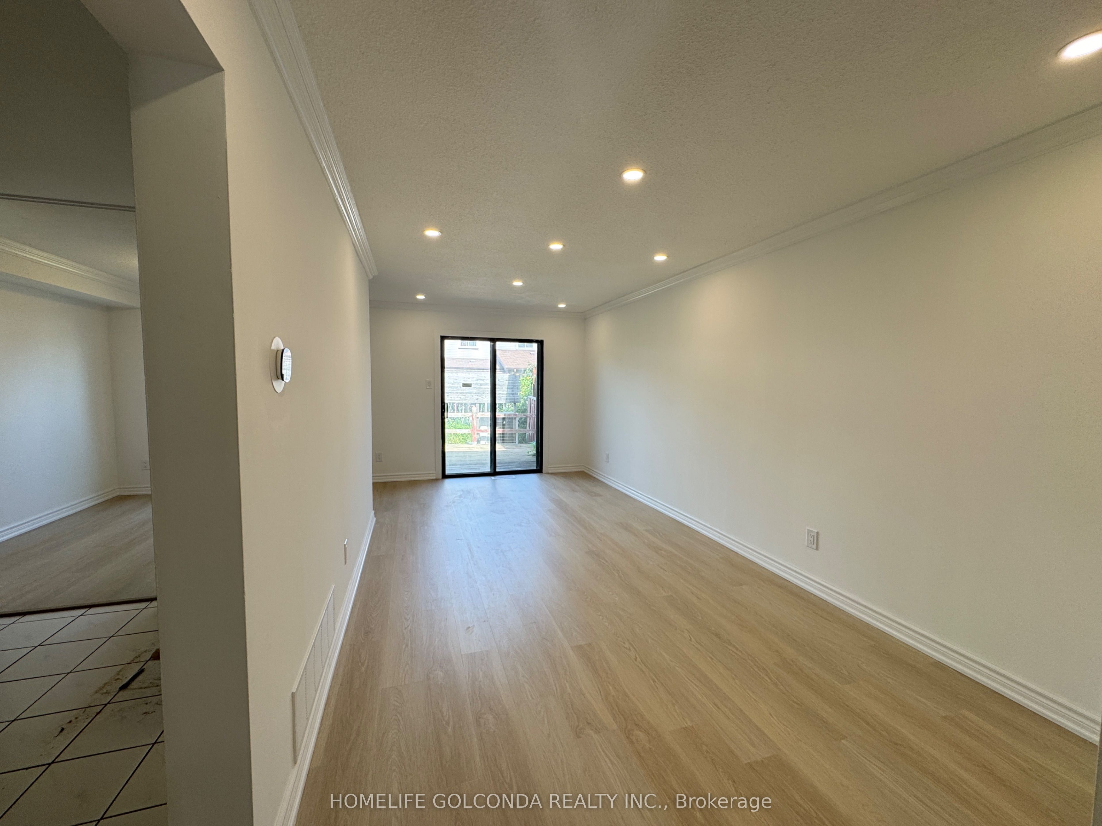12 Grenbeck Drive, Toronto, ON M1V 2H6 photo 3