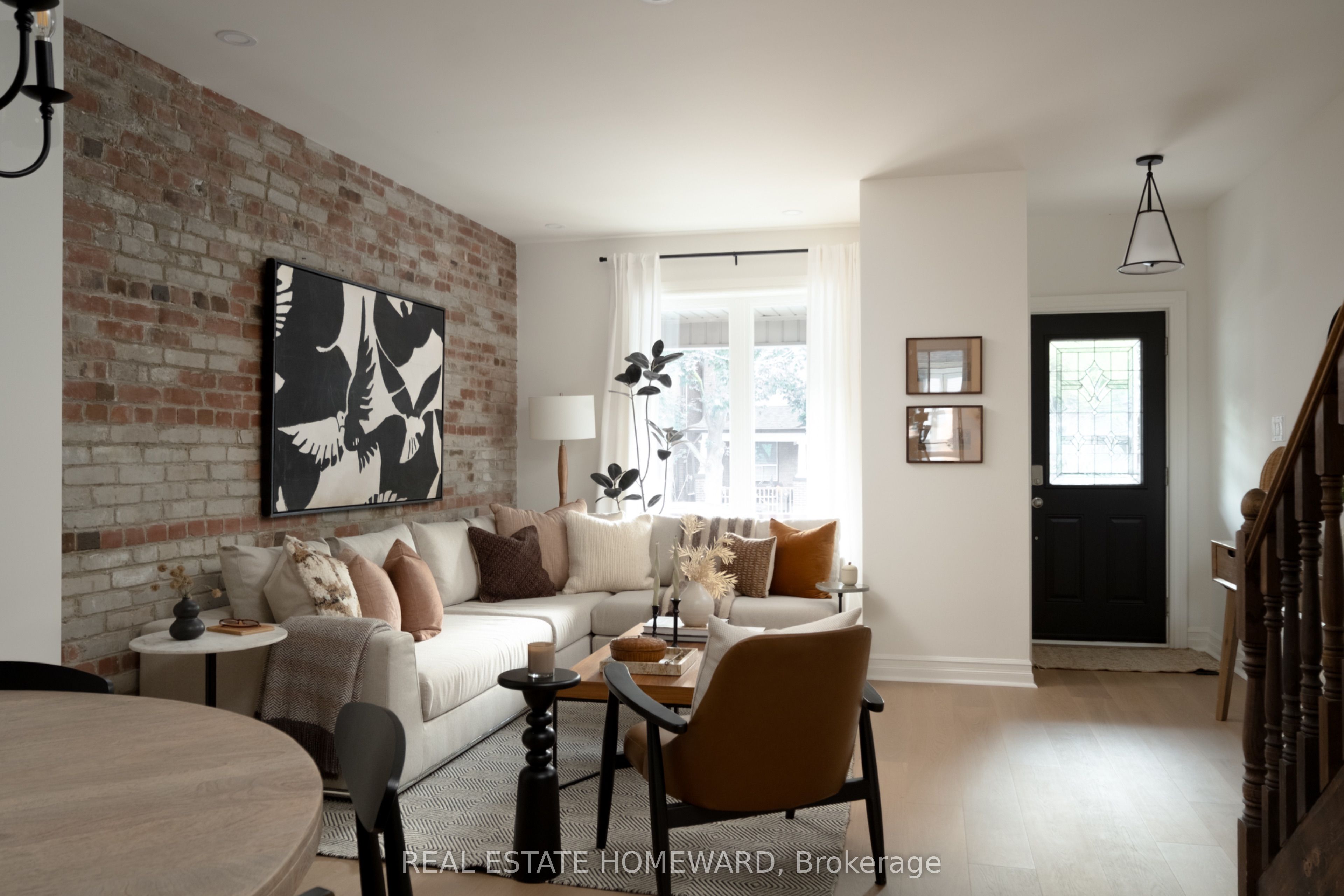 188 Hastings Avenue, Toronto, ON M4L 2L7 photo 4
