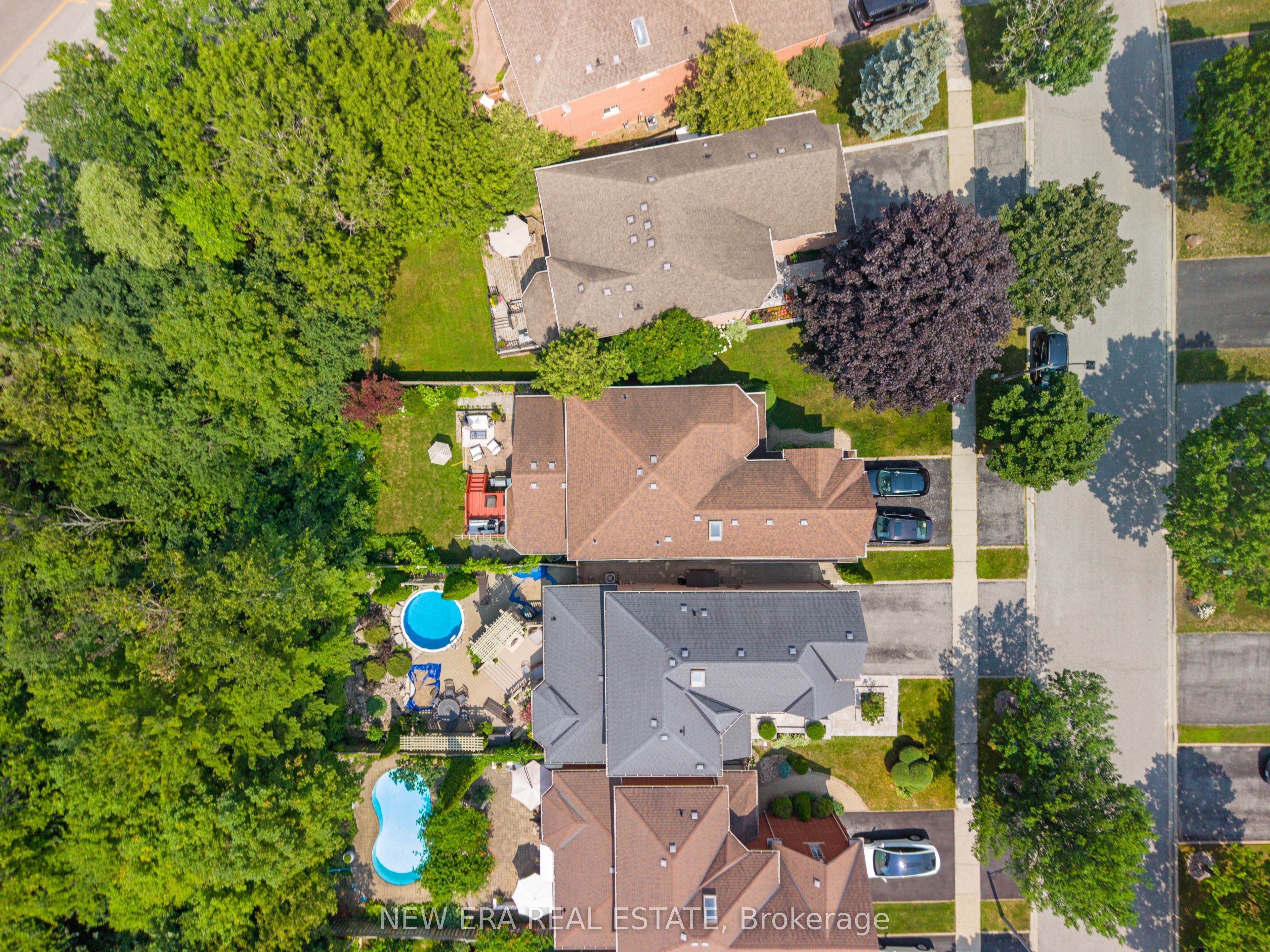 1798 Autumn Crescent, Pickering, ON L1V 6W7 photo 3