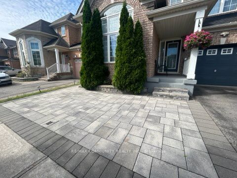 12 Jaguar Street Bsmnt, Toronto, ON M1B 6G2 photo 2