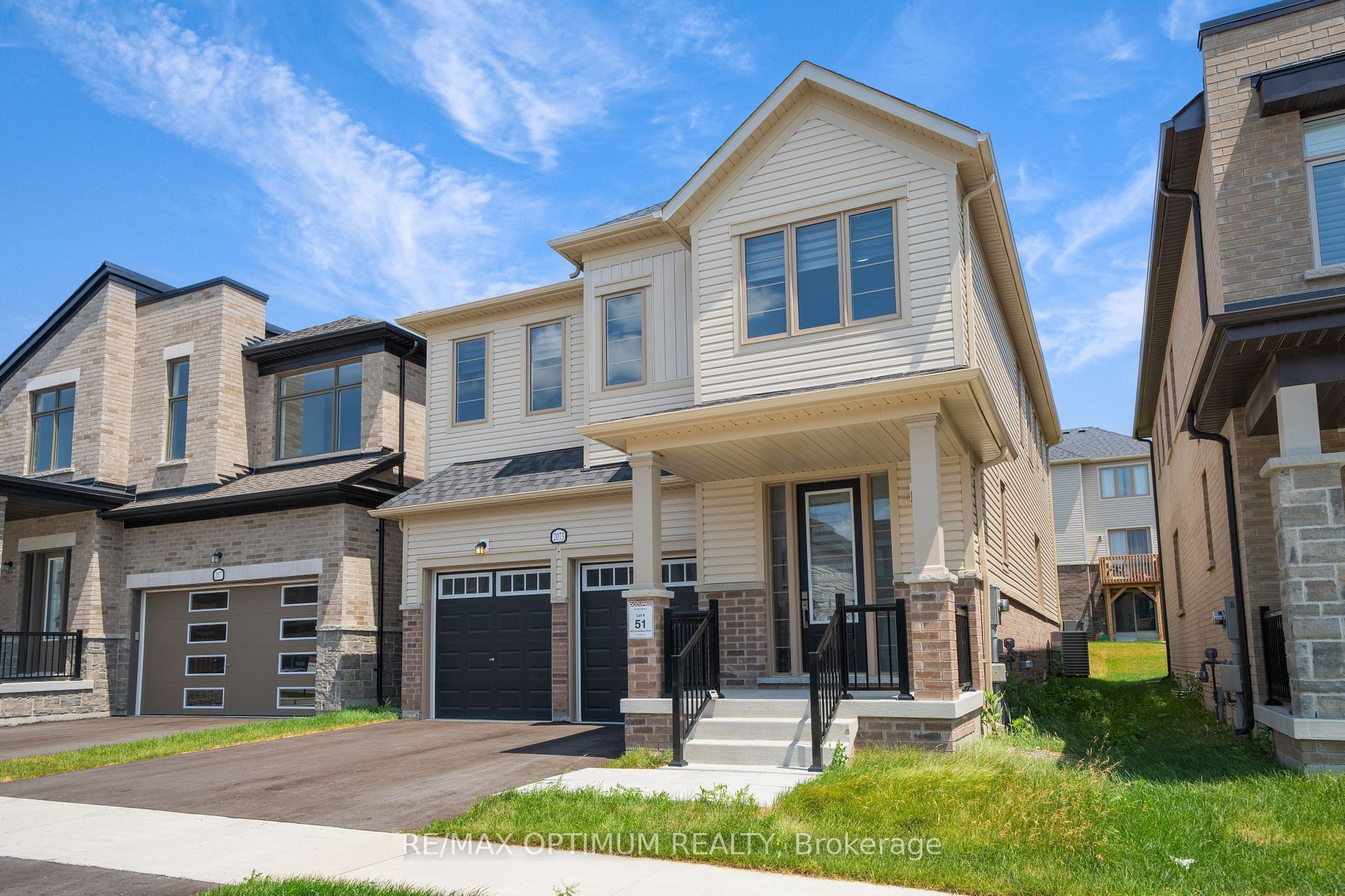 2073 Chris Mason Street, Oshawa, ON L1L 0S5 photo 2
