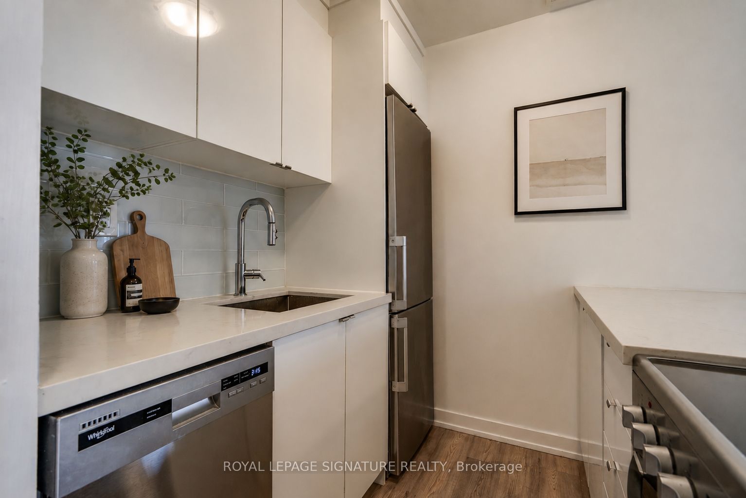 15 Gamble Avenue 303, Toronto, ON M4K 2H3 photo 3
