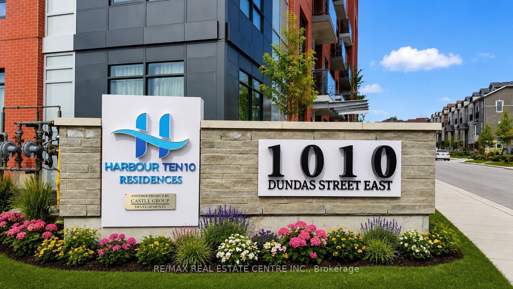 1010 Dundas Street E PH12, Whitby, ON L1N 2K2 photo 3
