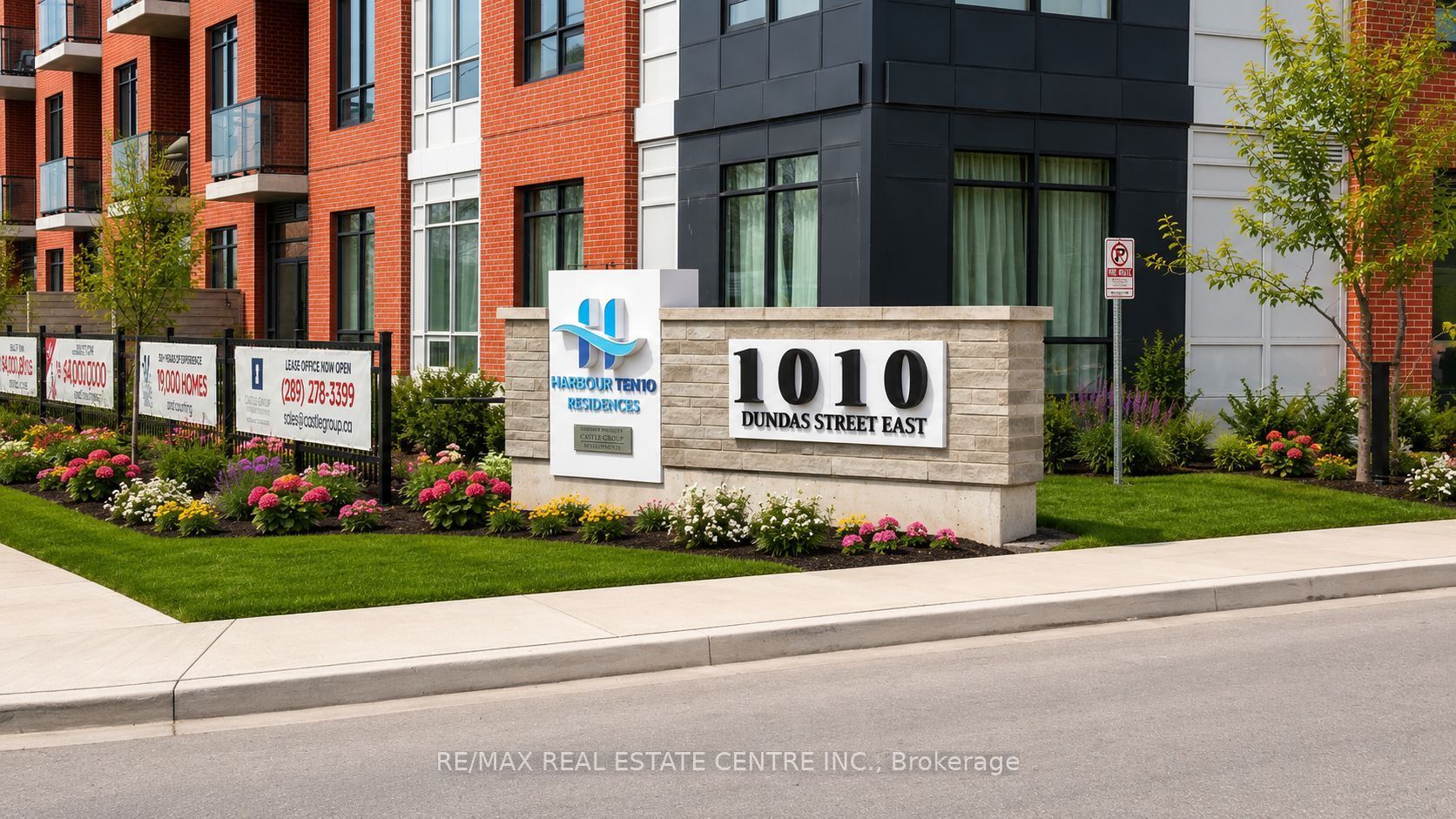1010 Dundas Street E PH12, Whitby, ON L1N 2K2 photo 4