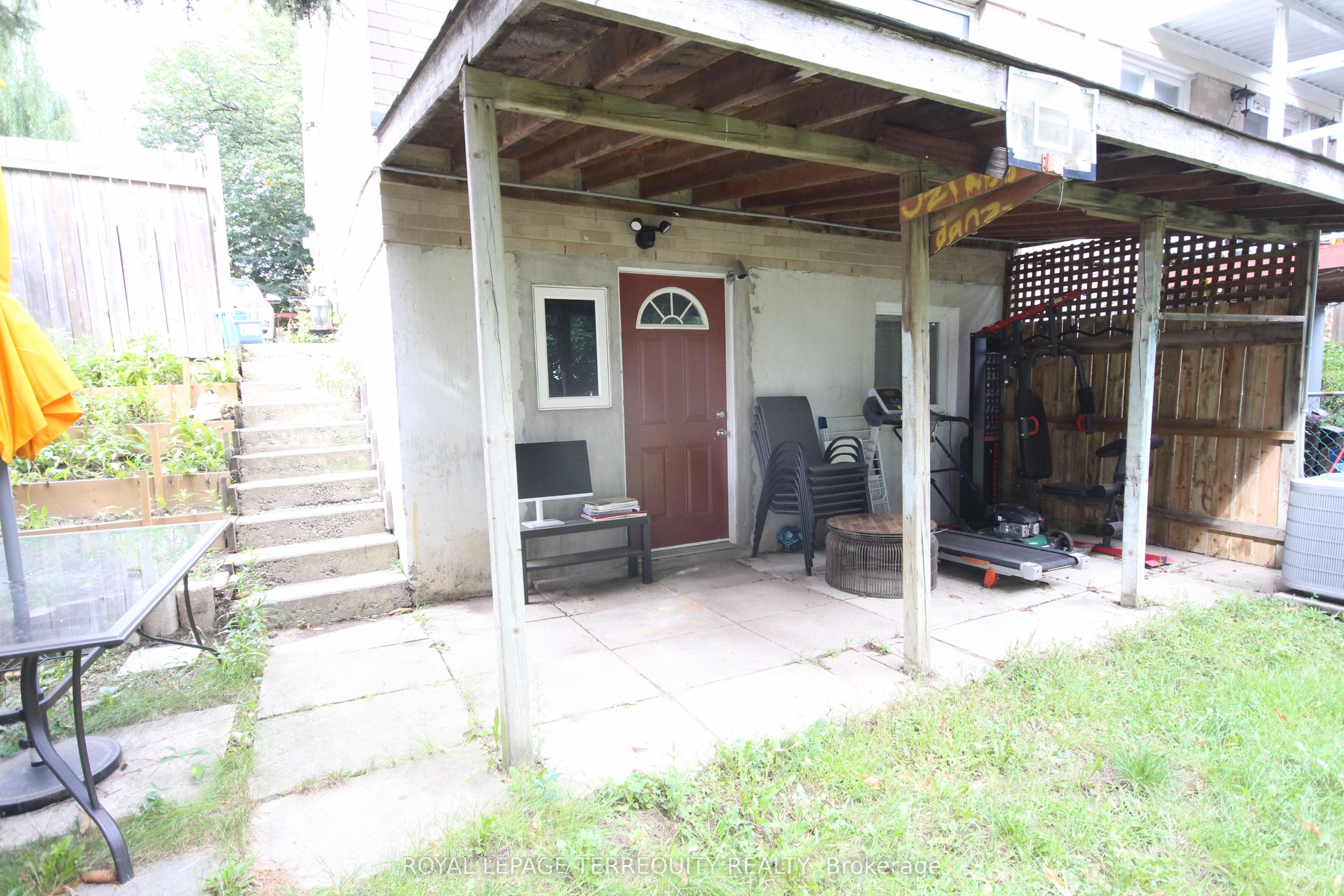 33 Parsell Square Bsmt, Toronto, ON M1B 2A5