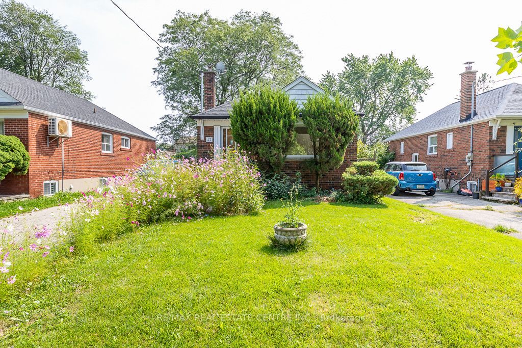 27 Innismore Crescent, Toronto, ON M1R 1C8 photo 5