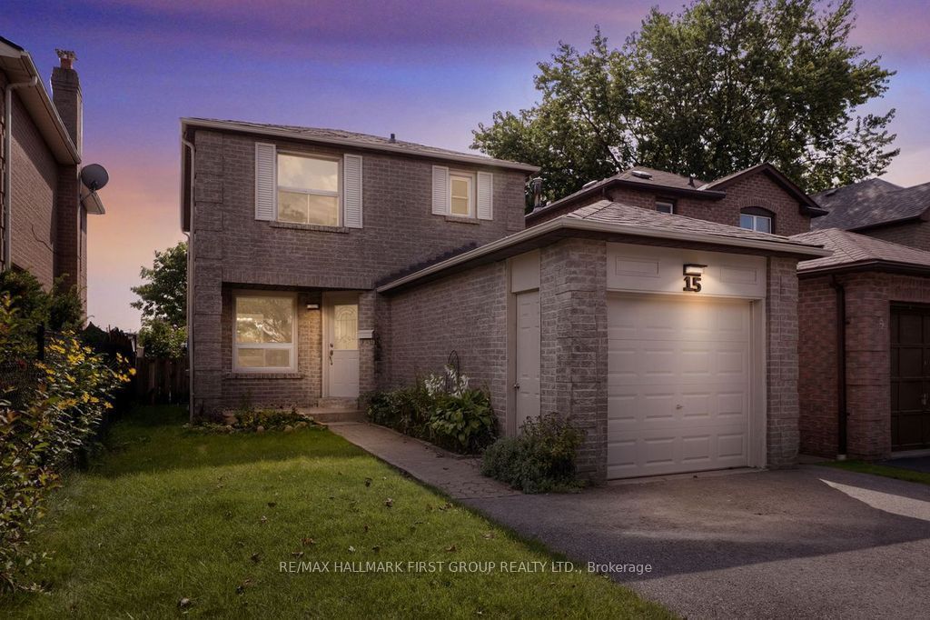 15 Millington Crescent, Ajax, ON L1T 1R1 photo 2