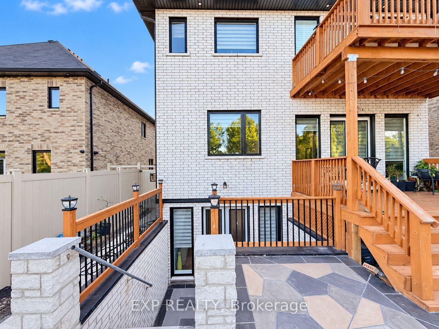 1606 Sandhurst Crescent, Pickering, ON L1V 6W2 photo 2
