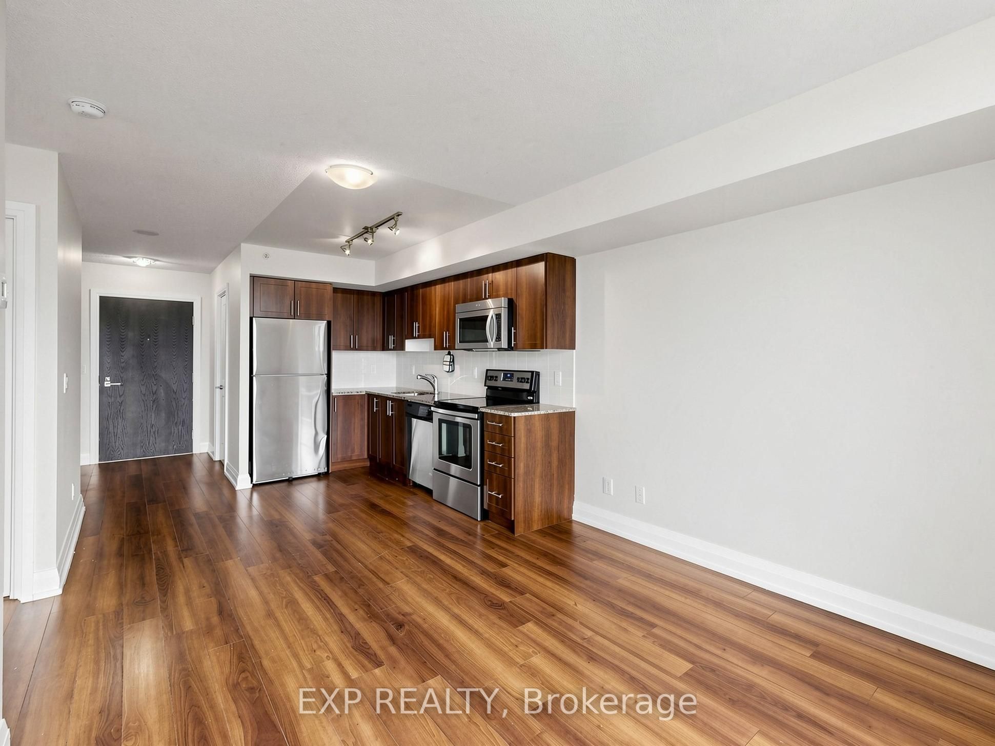 3520 Danforth Avenue 415, Toronto, ON M1L 1E5 photo 5