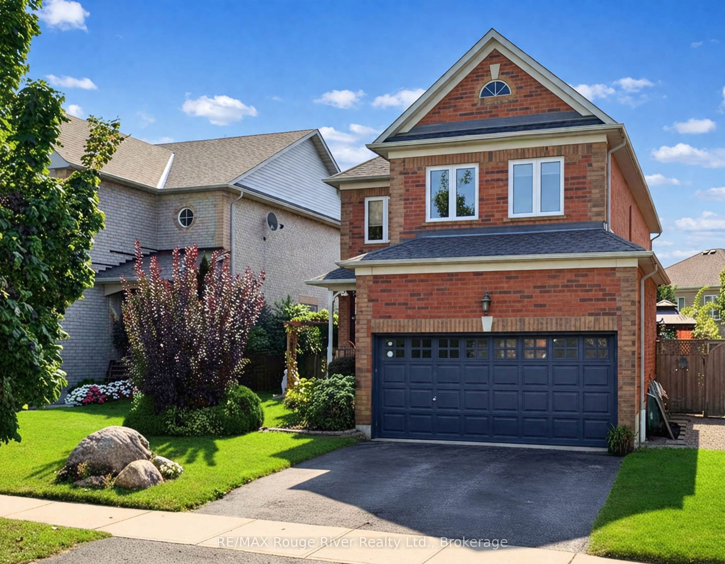 5 Iberville Road, Whitby, ON L1M 1H5