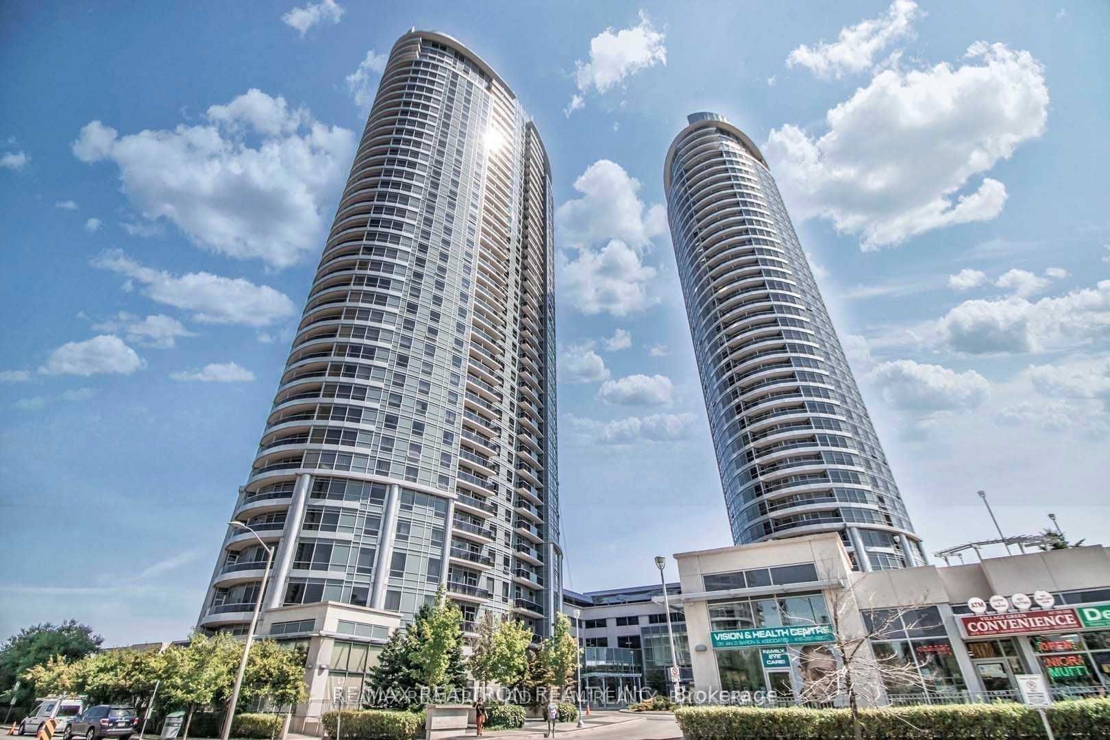 125 Village Green Square 1612, Toronto, ON M1S 0G3