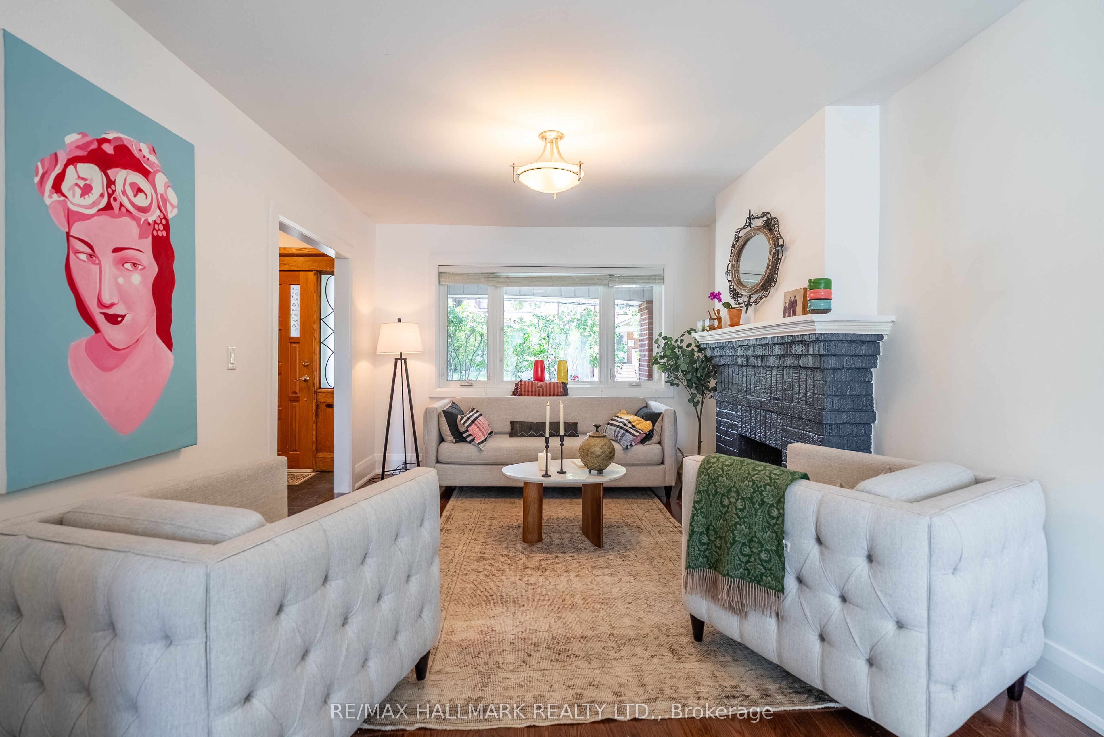 397 Strathmore Boulevard, Toronto, ON M4C 1N6 photo 5