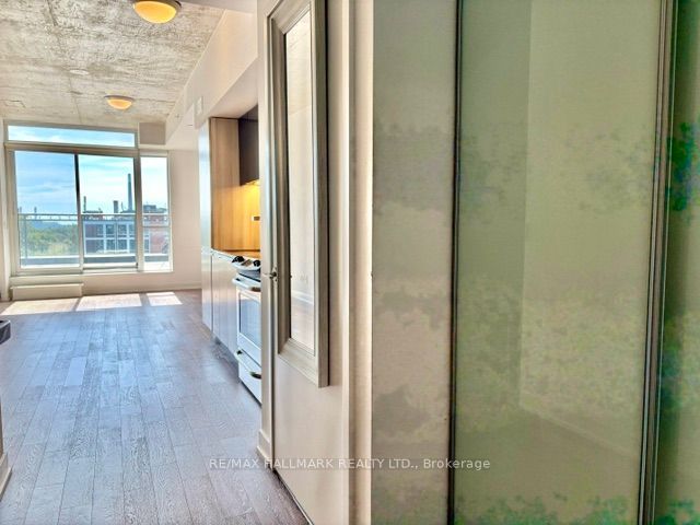 1238 Dundas Street E 709, Toronto, ON M4M 0C6 photo 4