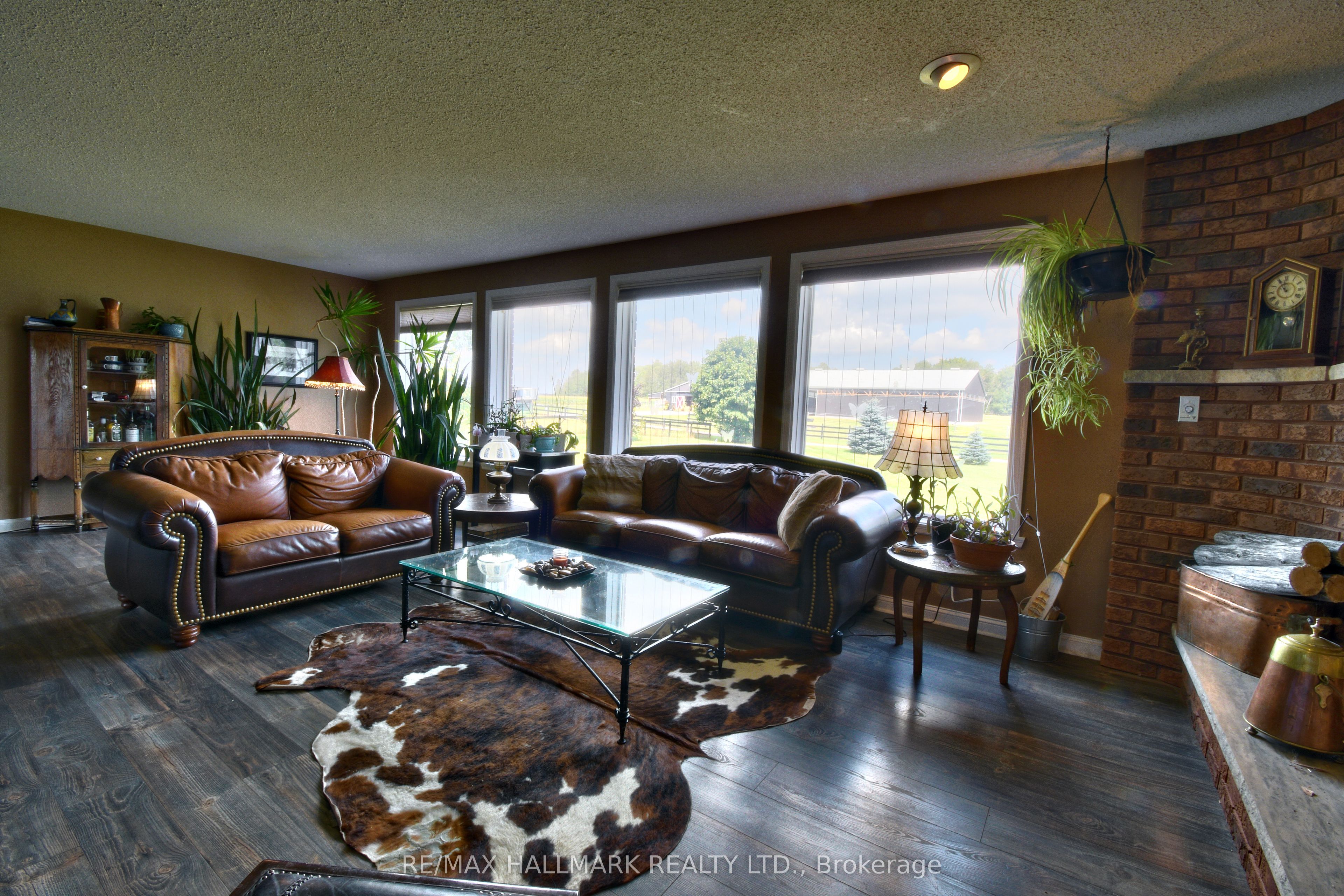 18555 Highway 12, Scugog, ON L0C 1B0 photo 4
