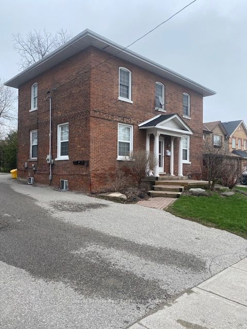 102-C Queen Street, Clarington, ON L1C 1M6 photo 2