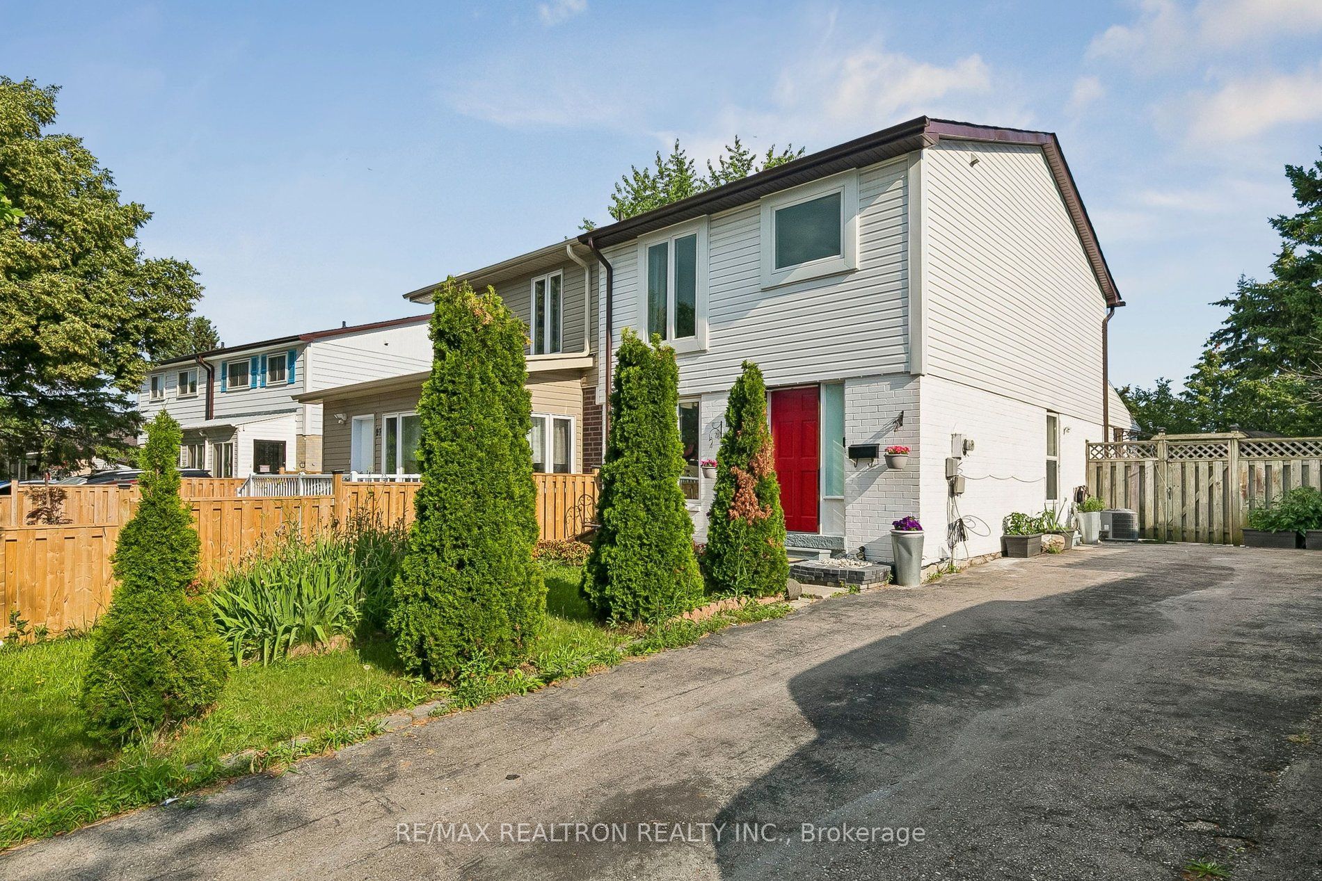 25 Whiteleas Avenue, Toronto, ON M1B 1W8 photo 4