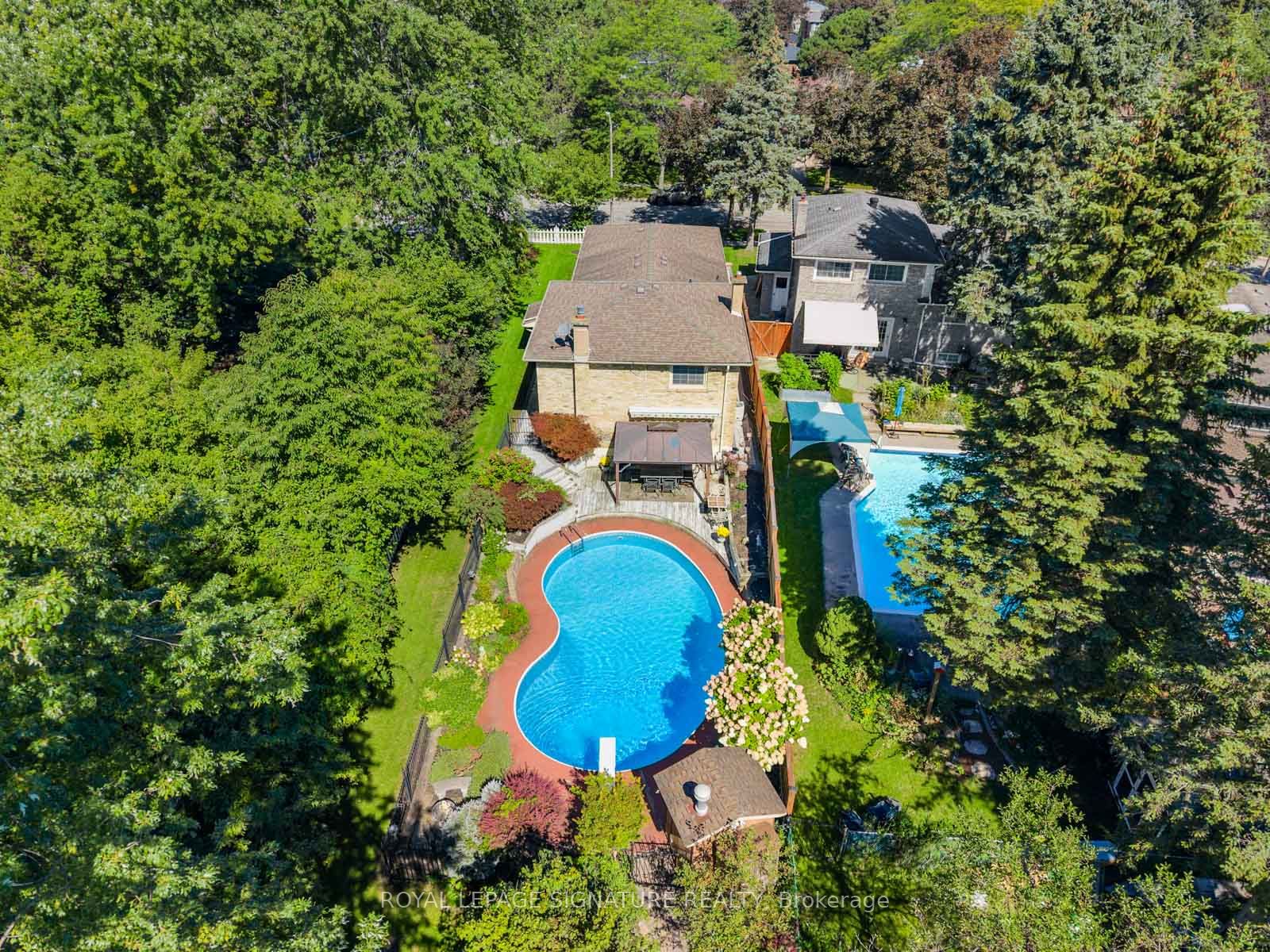 1 Rolling Meadows, Toronto, ON M1C 1X8 photo 5