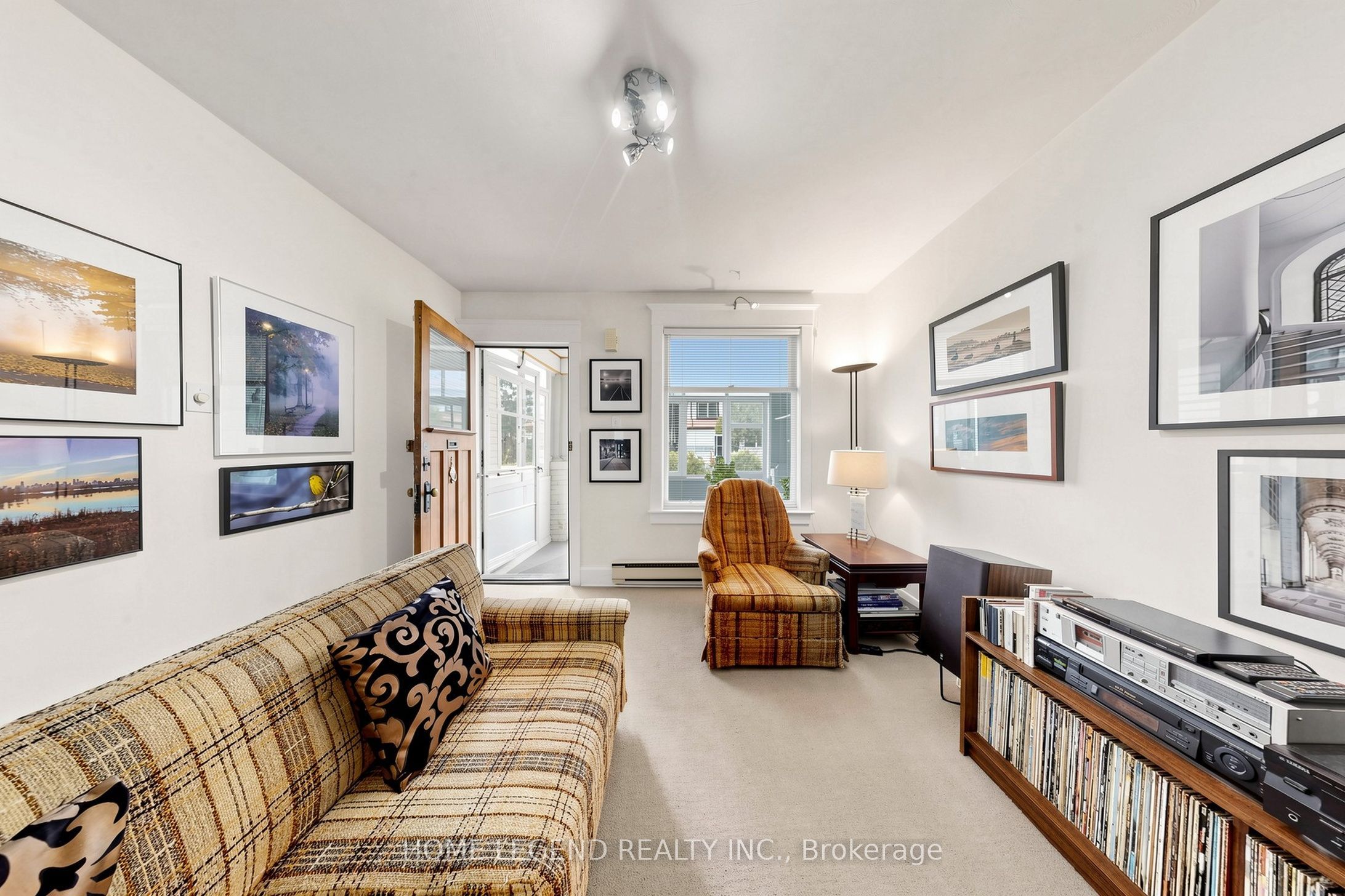 605 Rhodes Avenue, Toronto, ON M4J 4X5 photo 4