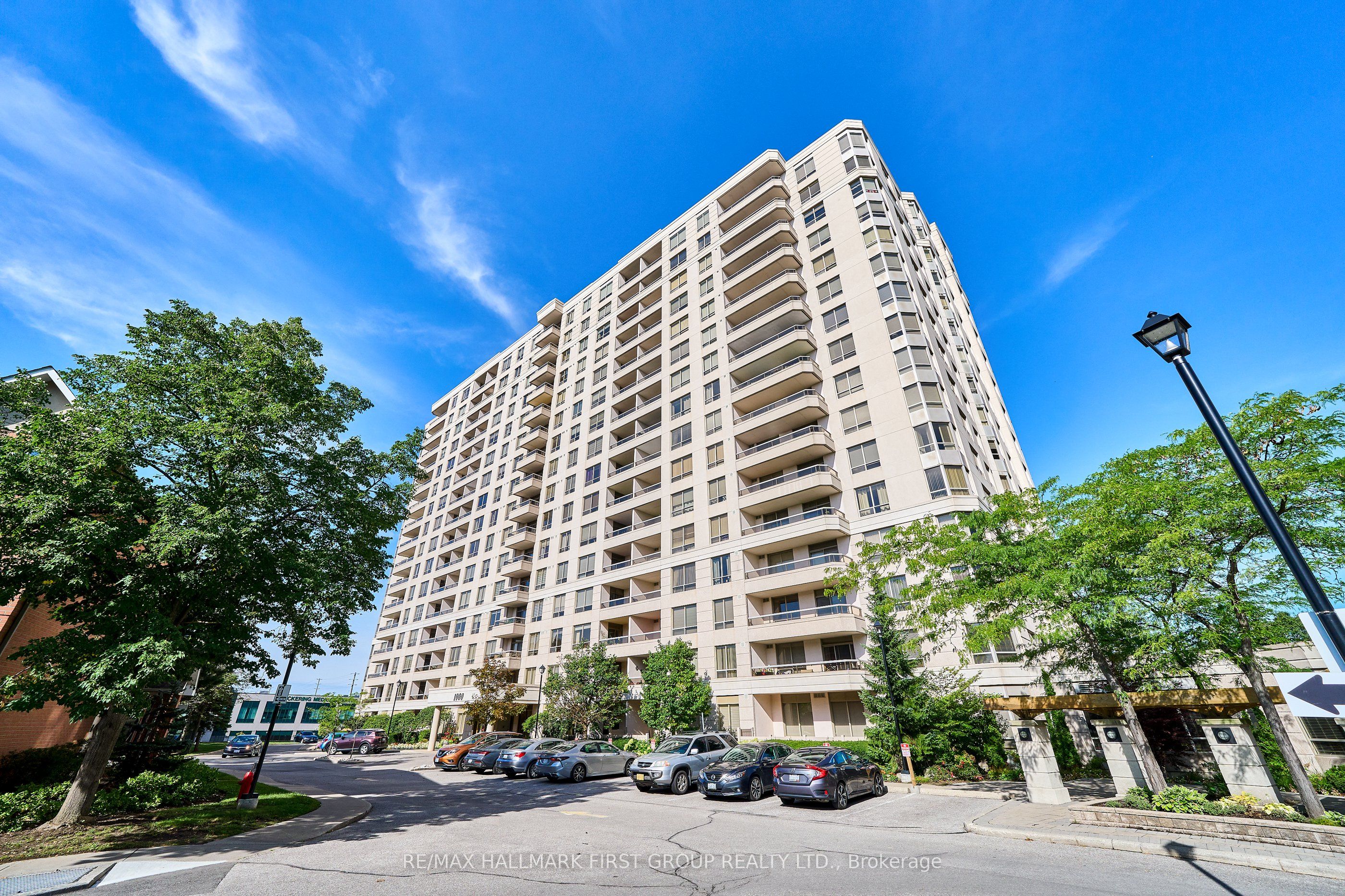 1000 The Esplanade Road N 1116, Pickering, ON L1V 6V4
