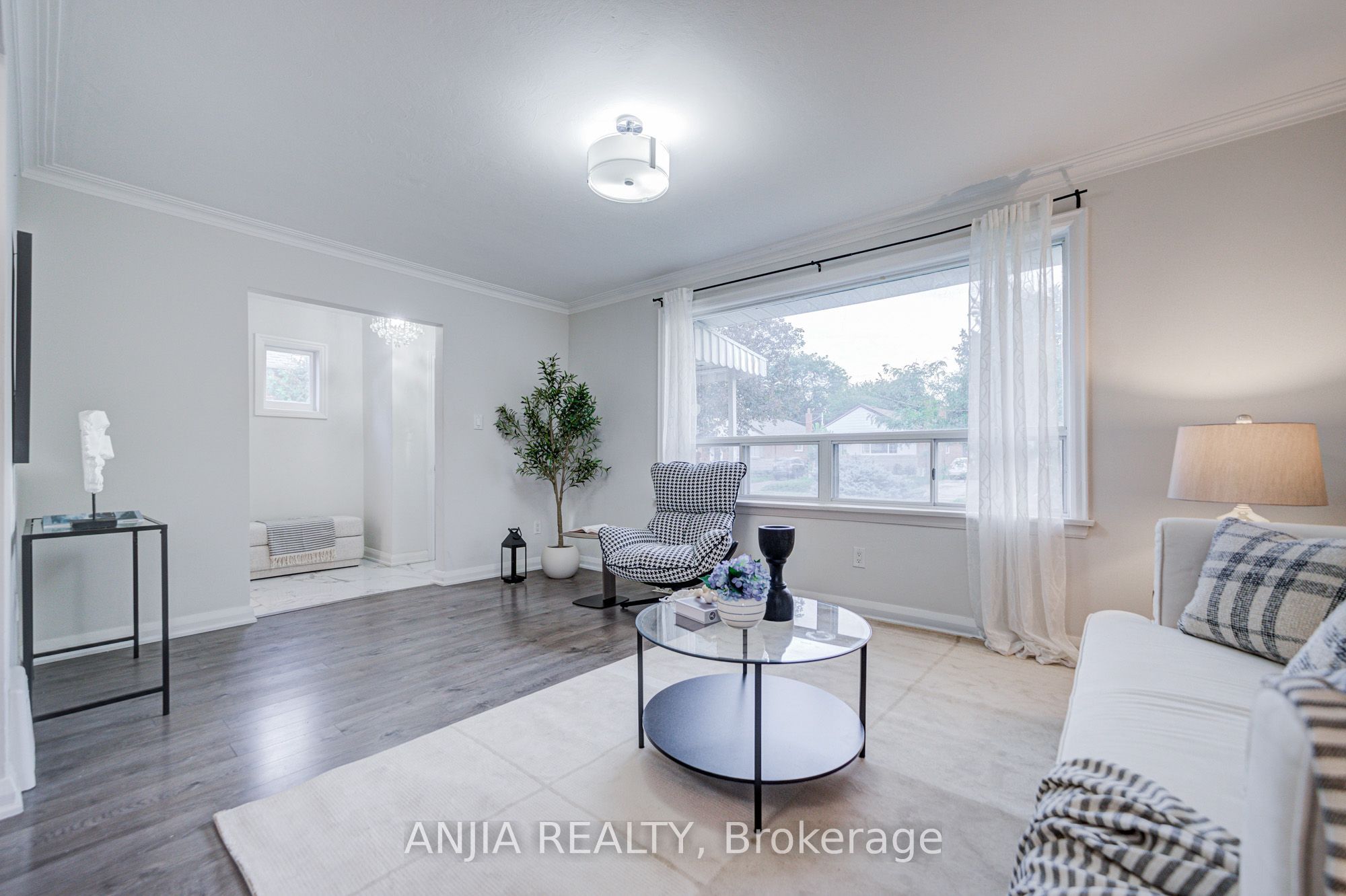 91 Canlish Road, Toronto, ON M1P 1S8 photo 3