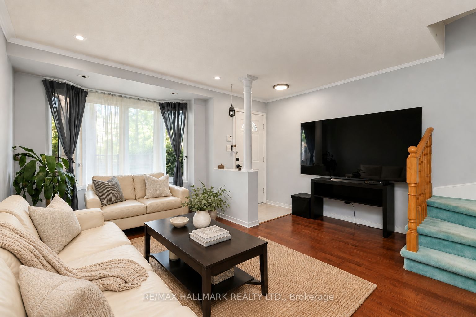 28 Rosebank Drive 1505, Toronto, ON M1B 5Z1 photo 3
