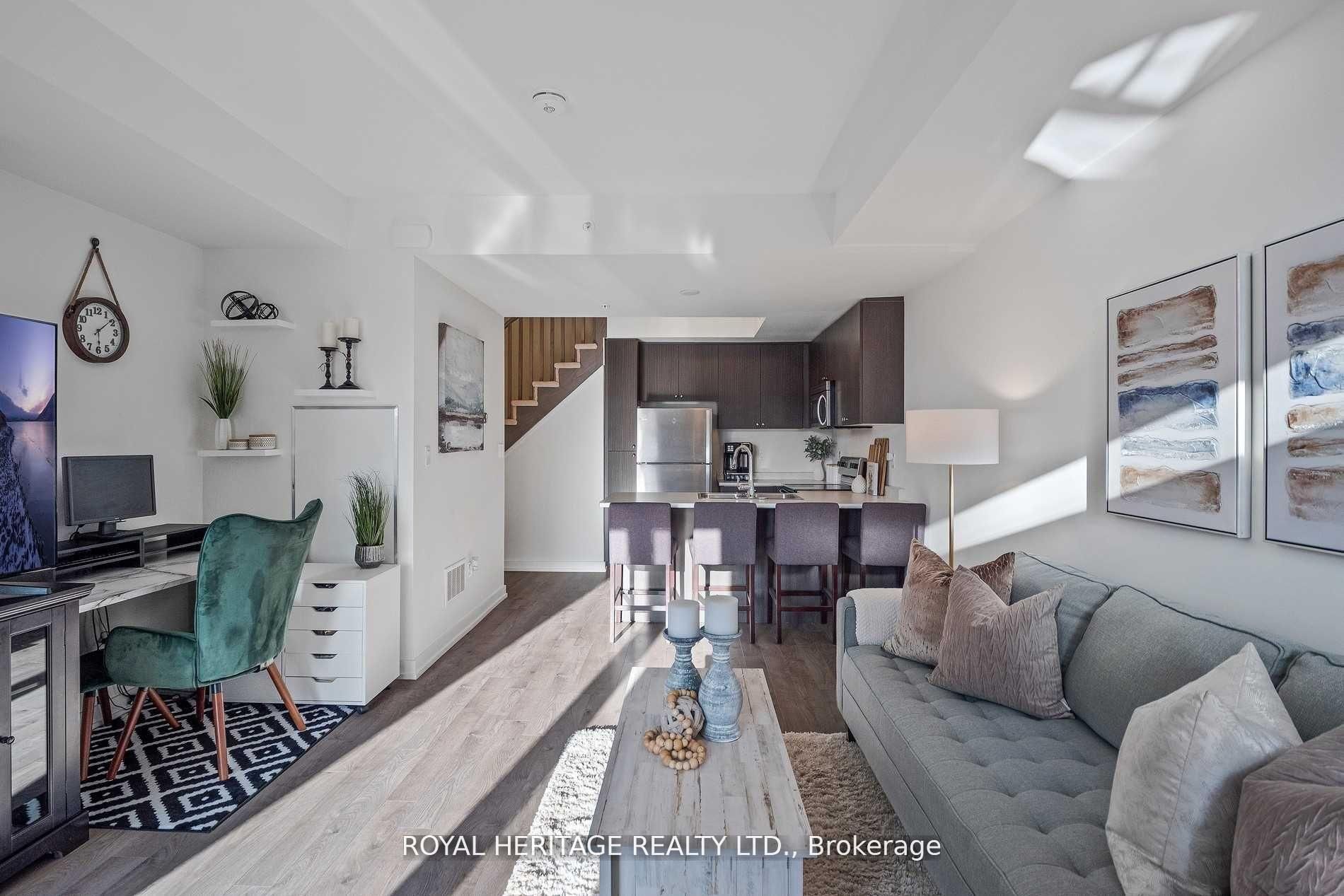 1555 Kingston Road 103, Pickering, ON L1V 0E9 photo 3