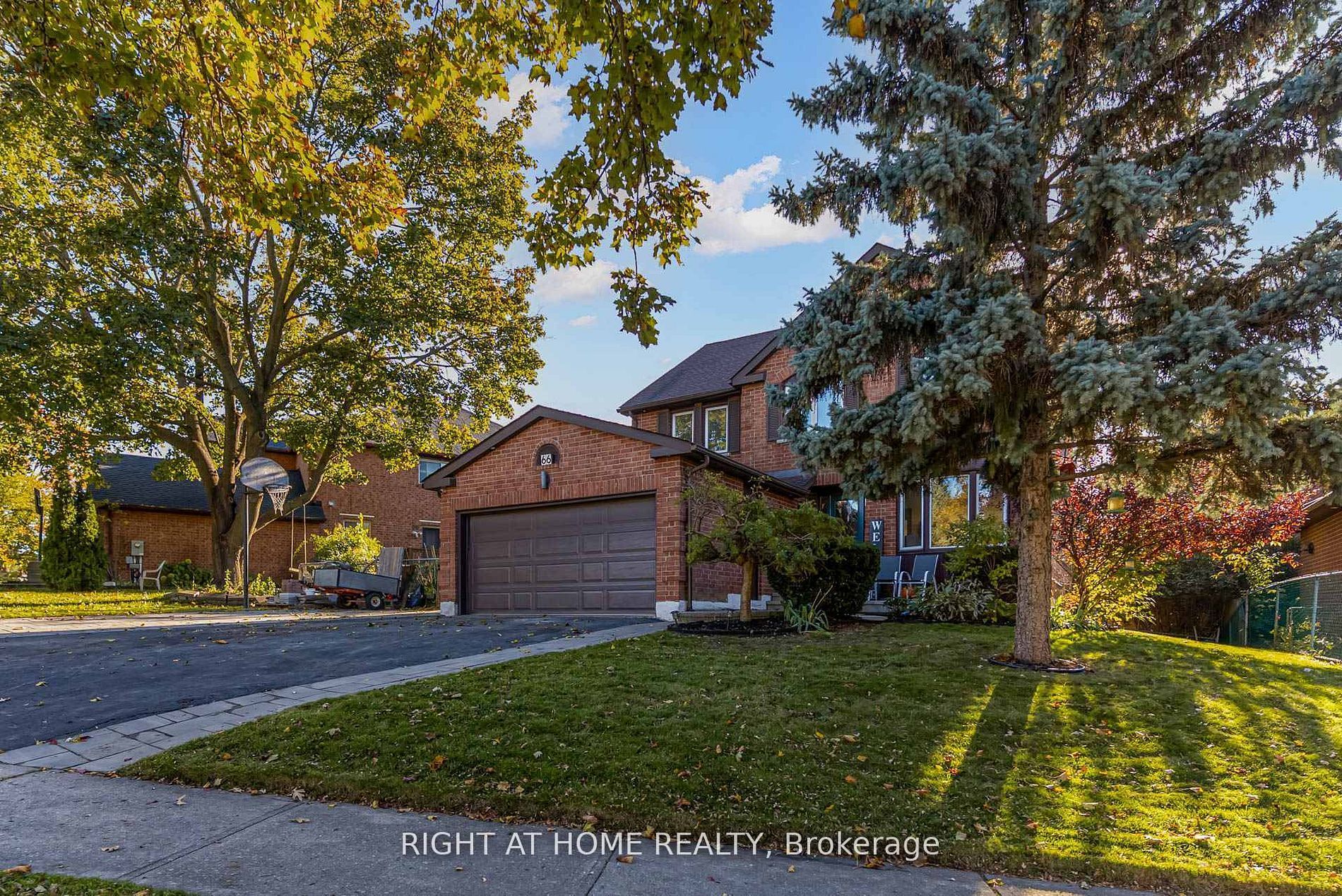 66 Glen Hill Drive, Whitby, ON L1N 7A3 photo 2