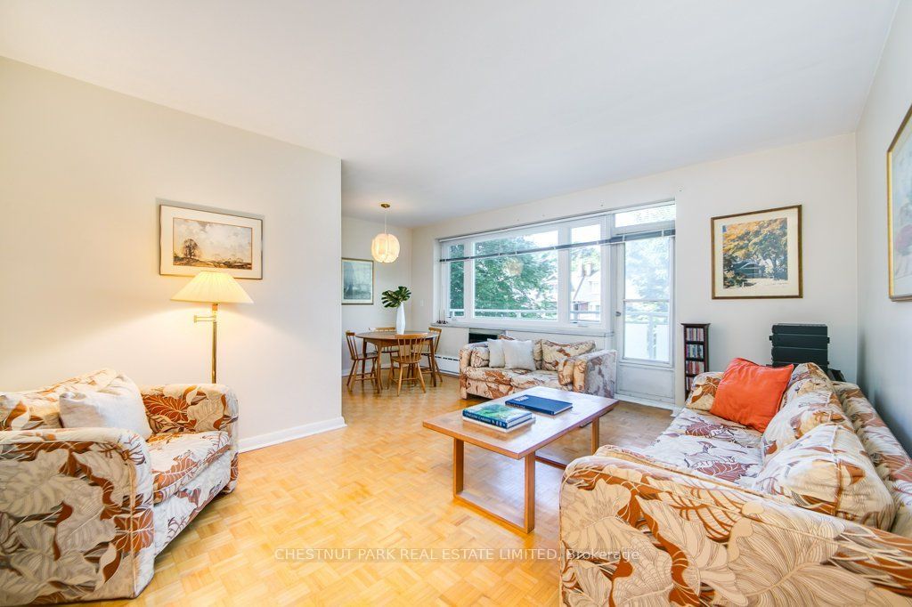 75 Scarborough Road 201, Toronto, ON M4E 3M4 photo 2