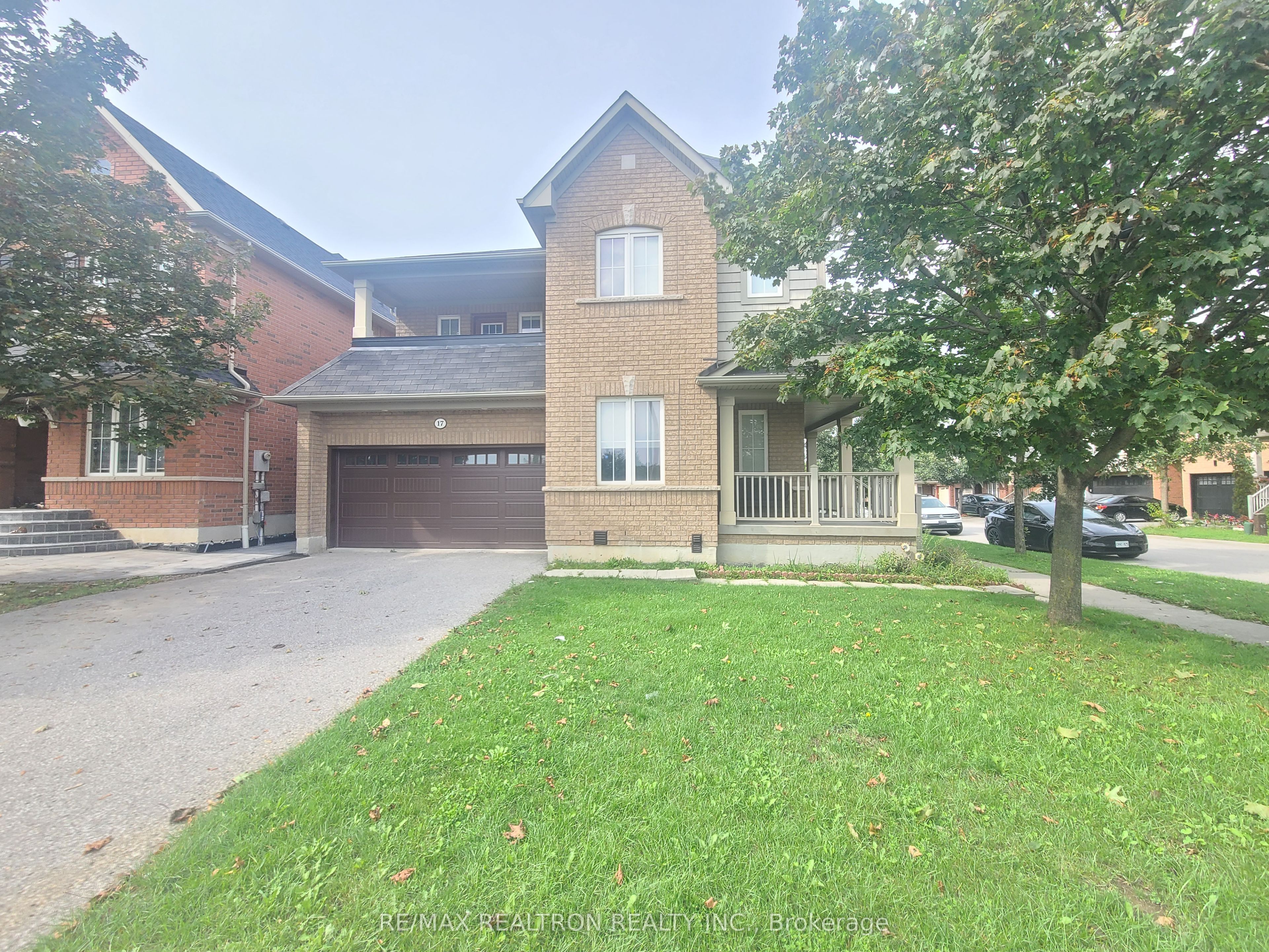 17 Mcginty Avenue, Ajax, ON L1Z 0J6