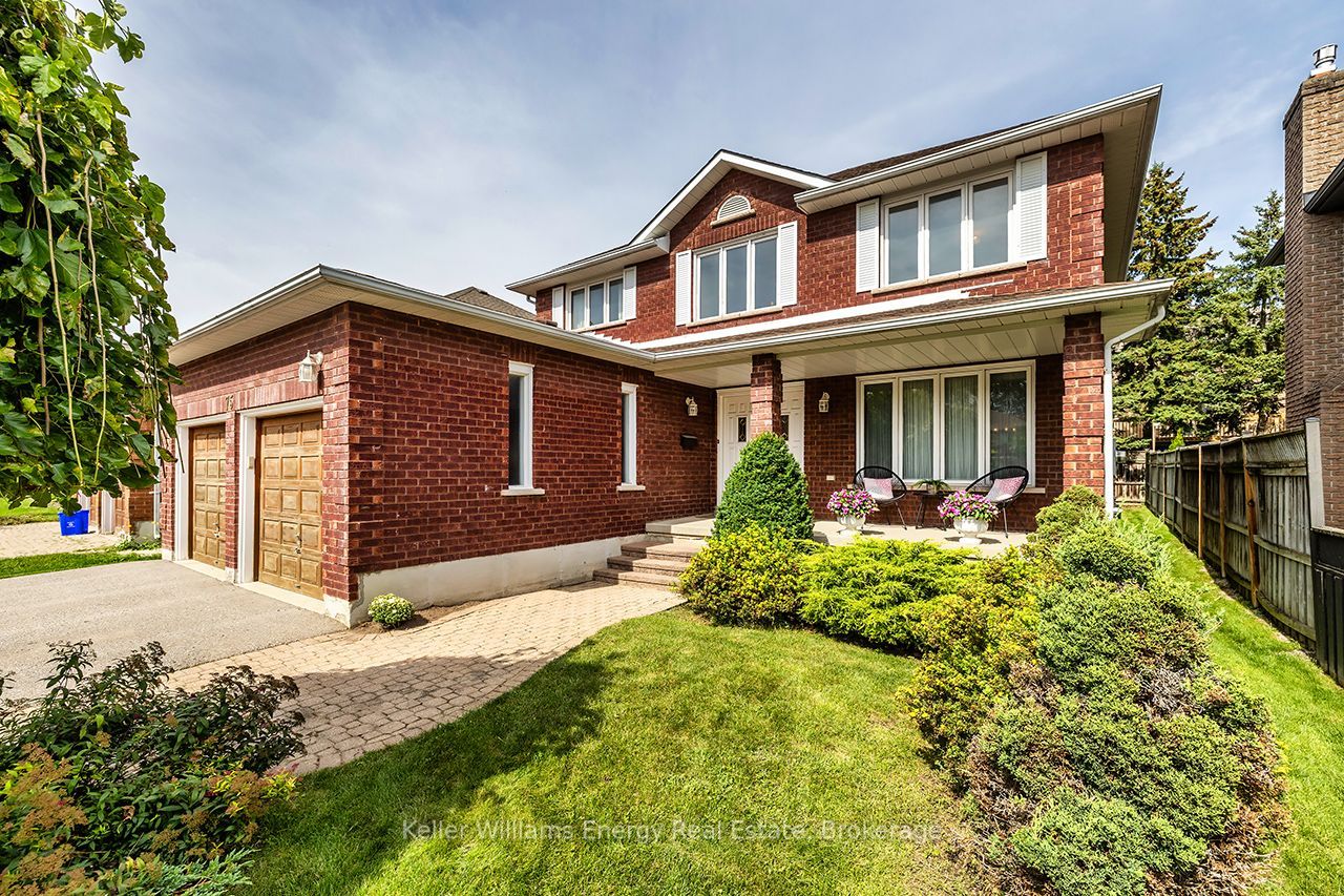 75 Waverly Street N, Oshawa, ON L1J 8G6 photo 2