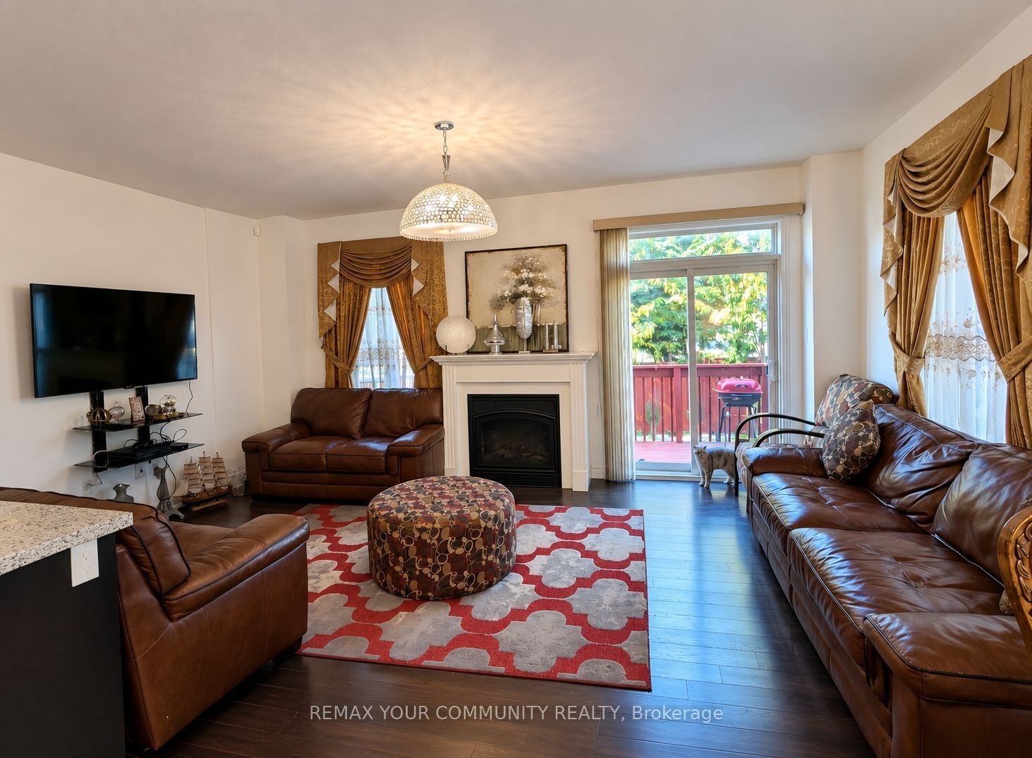 1 Lily Cup Avenue, Toronto, ON M1L 0H4 photo 5