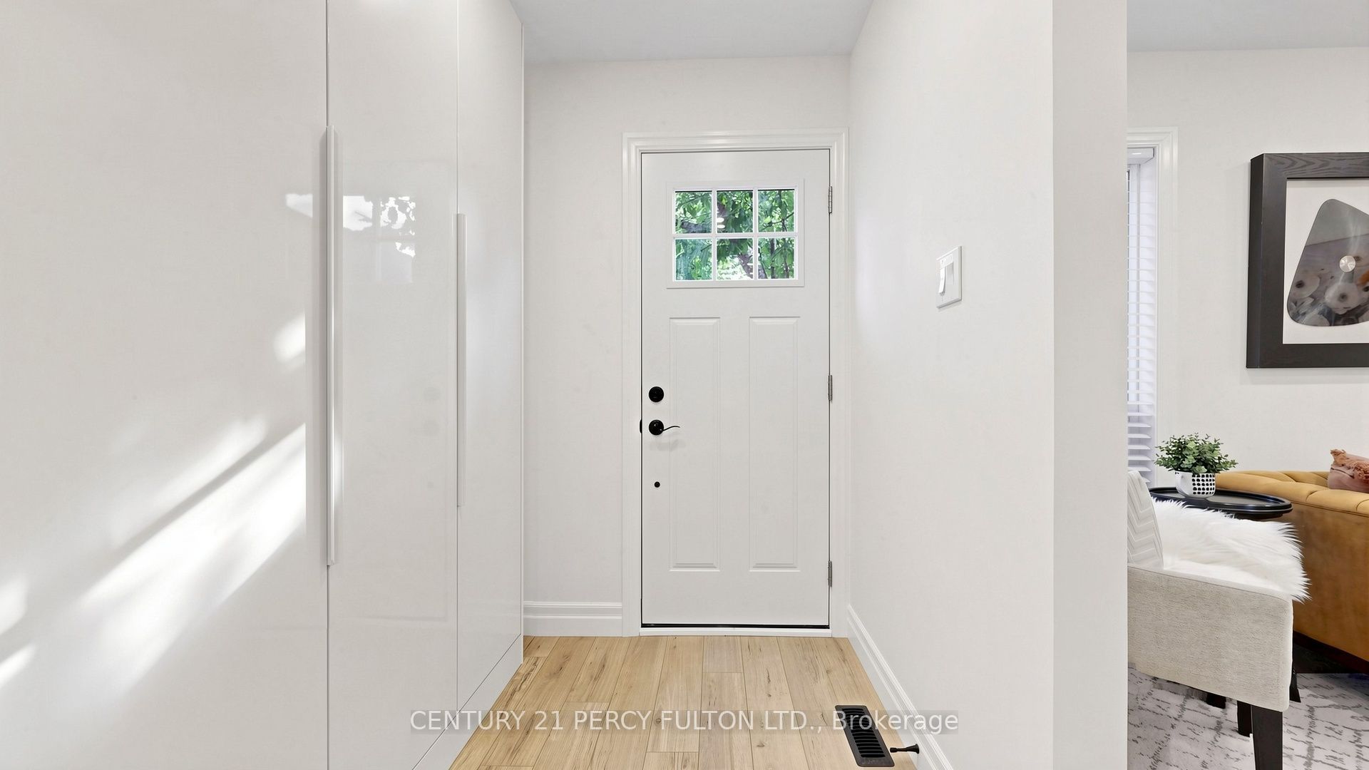 17 Harley Drive, Ajax, ON L1S 5X3 photo 2