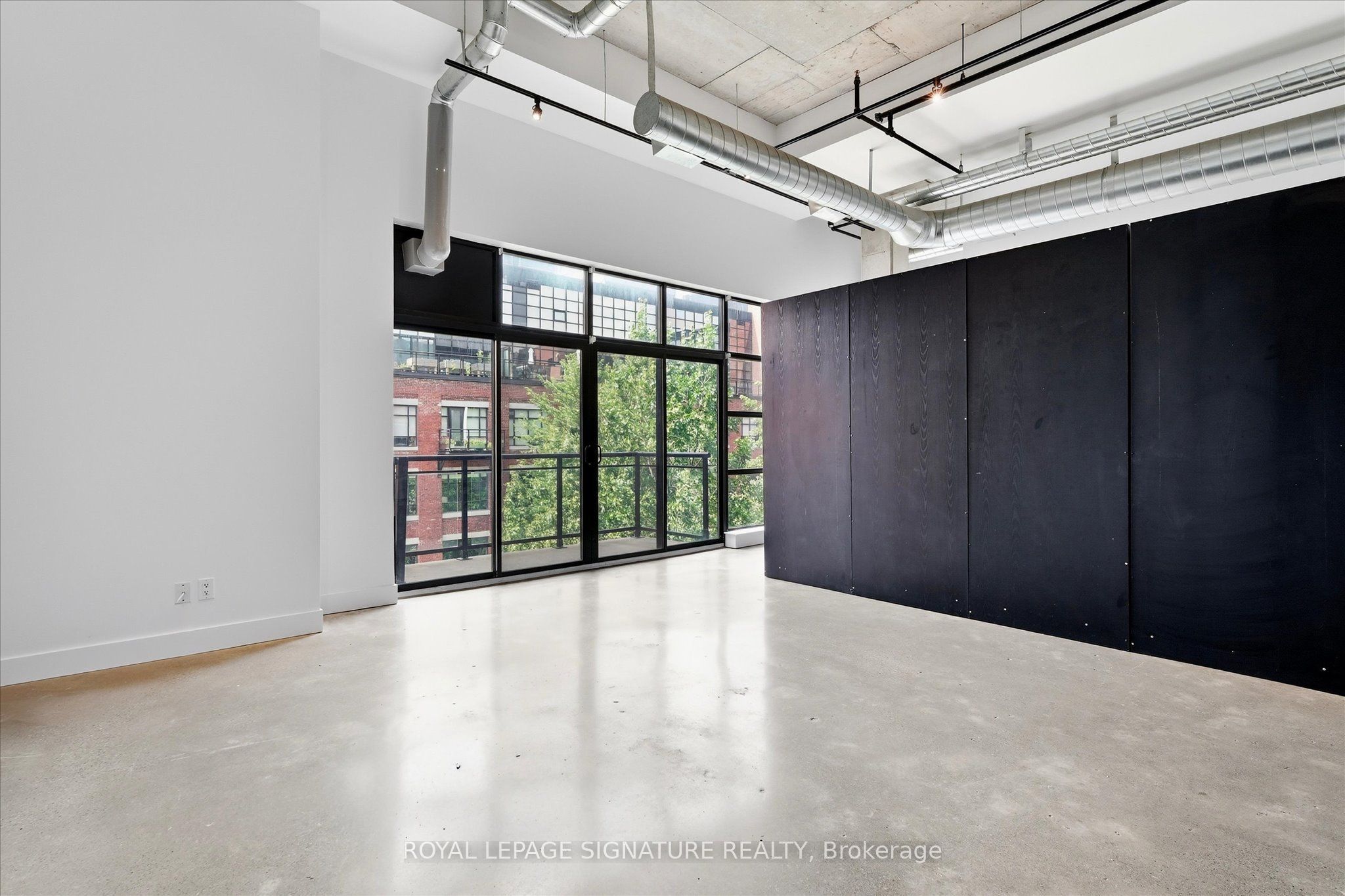 68 Broadview Avenue 523, Toronto, ON M4M 2E6 photo 4