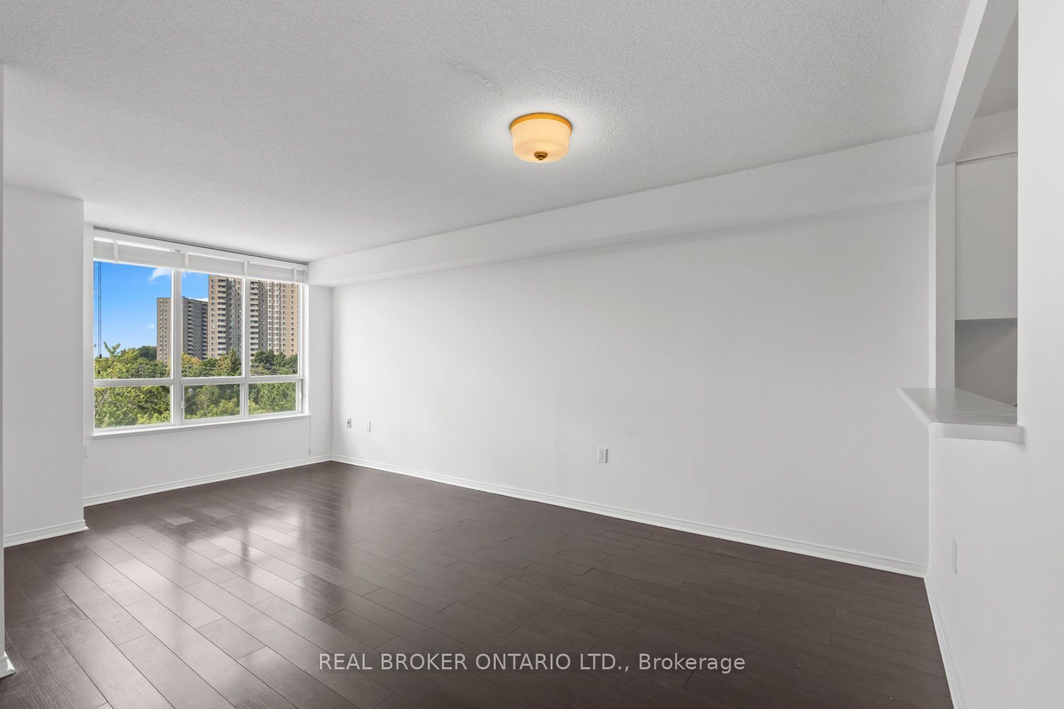 5001 Finch Avenue E 703, Toronto, ON M1S 5J9 photo 2