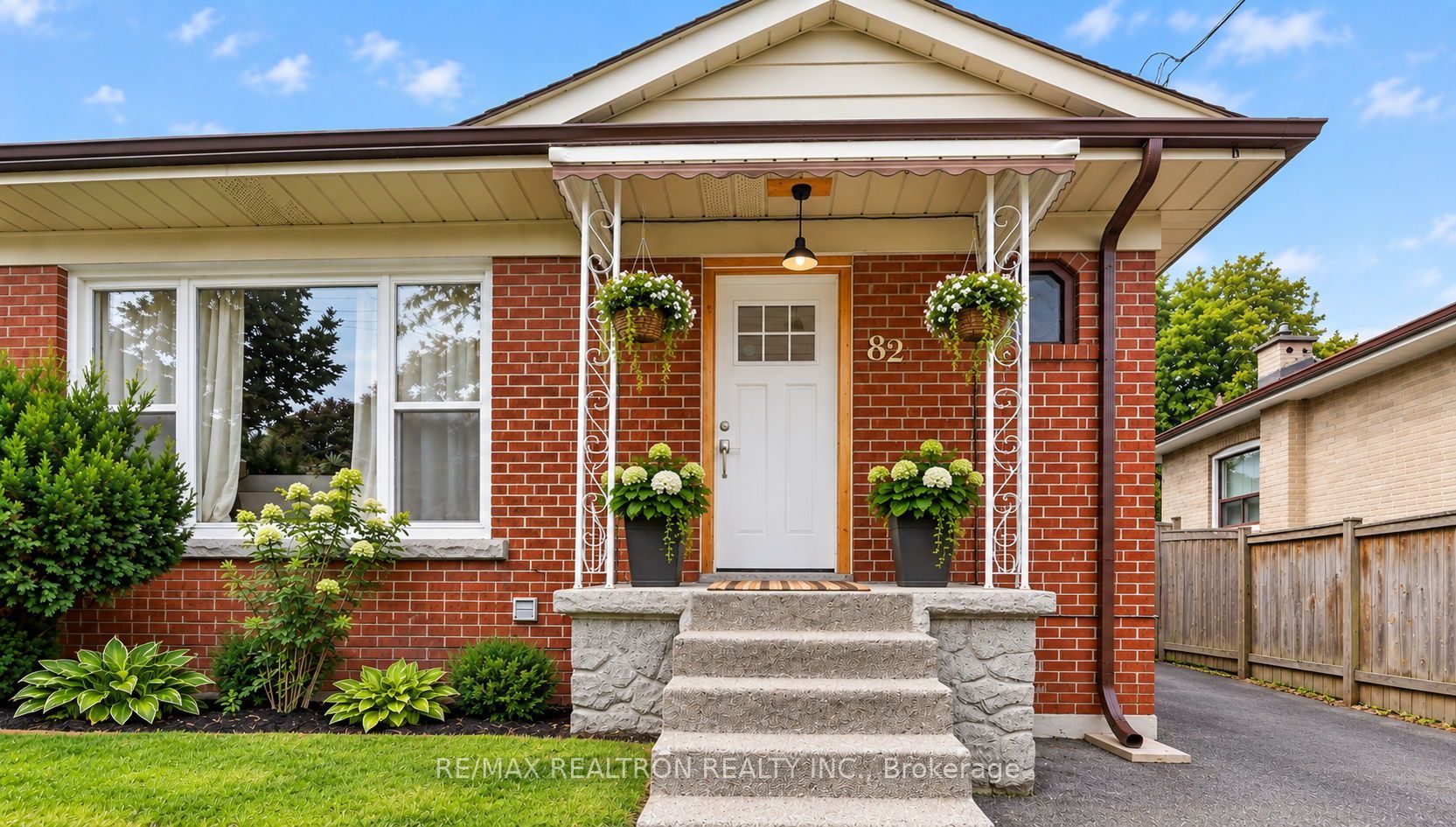 82 Ranstone Gardens, Toronto, ON M1K 2T8 photo 2