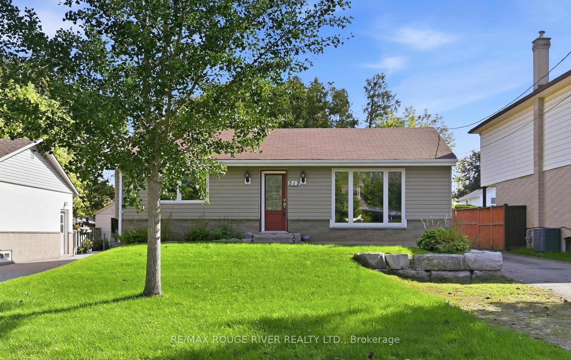 517 Kent Street, Whitby, ON L1N 4Y8 photo 2