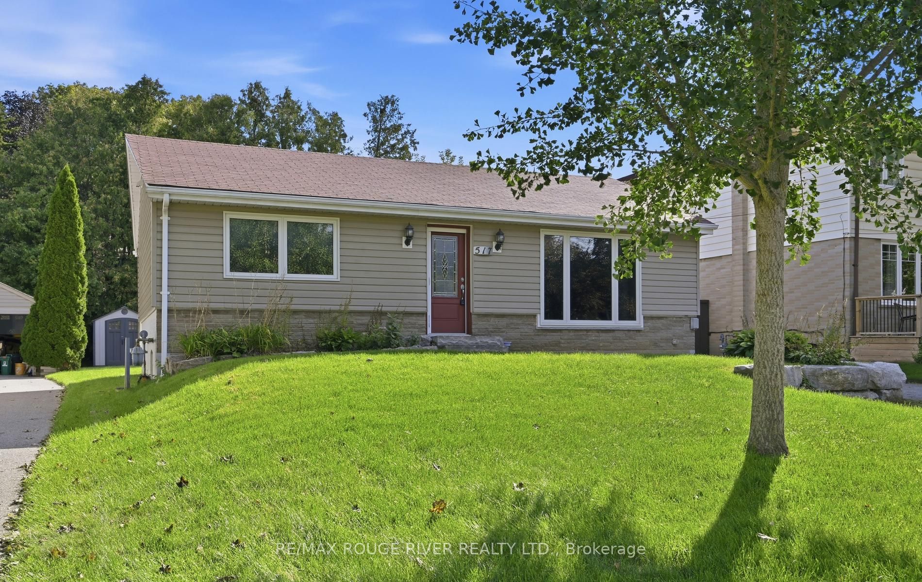 517 Kent Street, Whitby, ON L1N 4Y8 photo 3