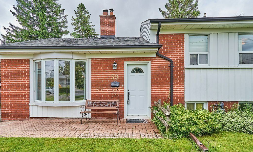 39 Cornwallis Drive, Toronto, ON M1P 1H1