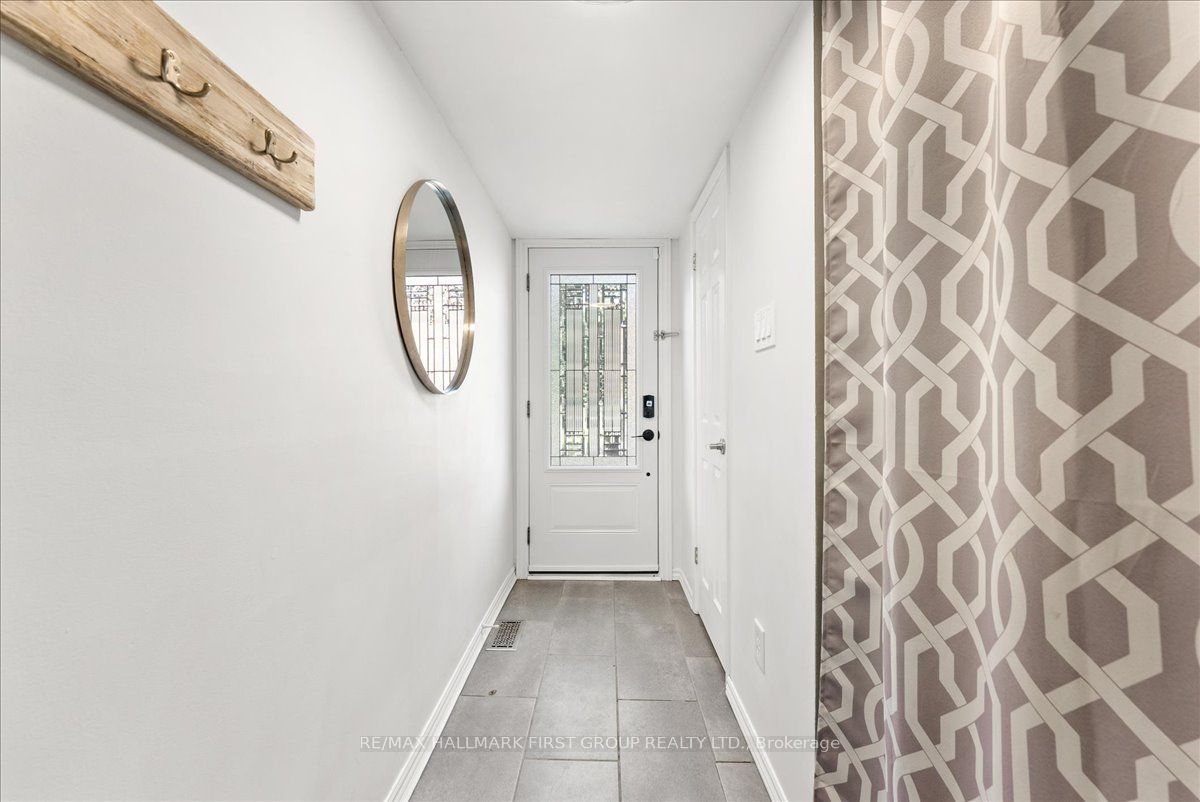 1915 Denmar Road 126, Pickering, ON L1V 3E1 photo 2