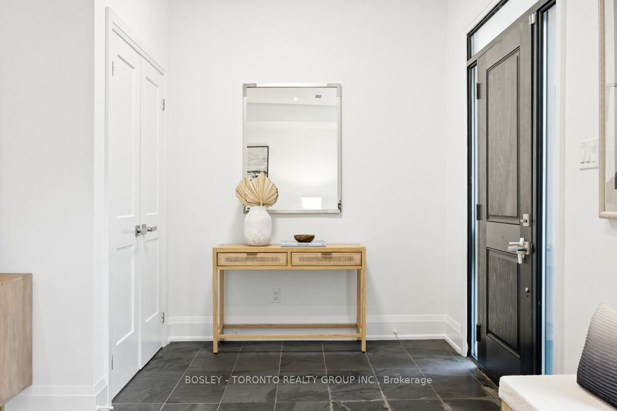 99 Cadorna Avenue, Toronto, ON M4J 3X3 photo 2