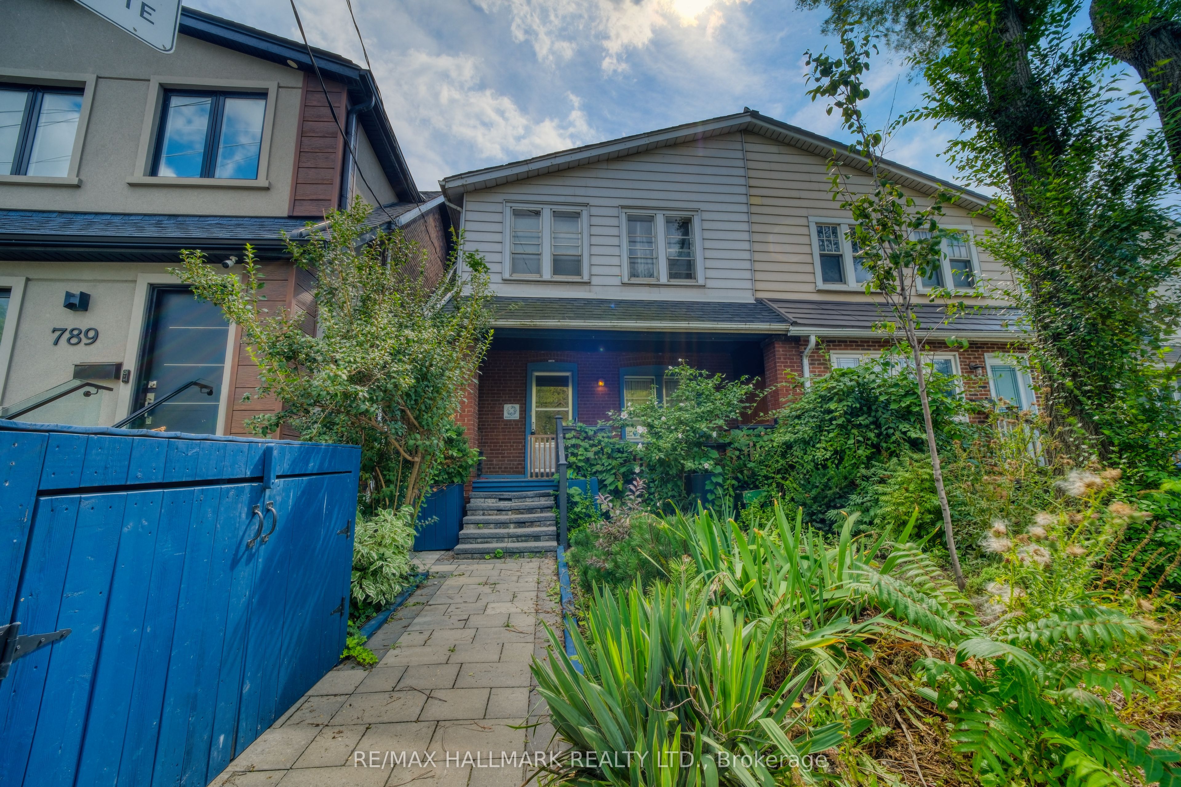 787 Eastern Avenue, Toronto, ON M4M 1E9