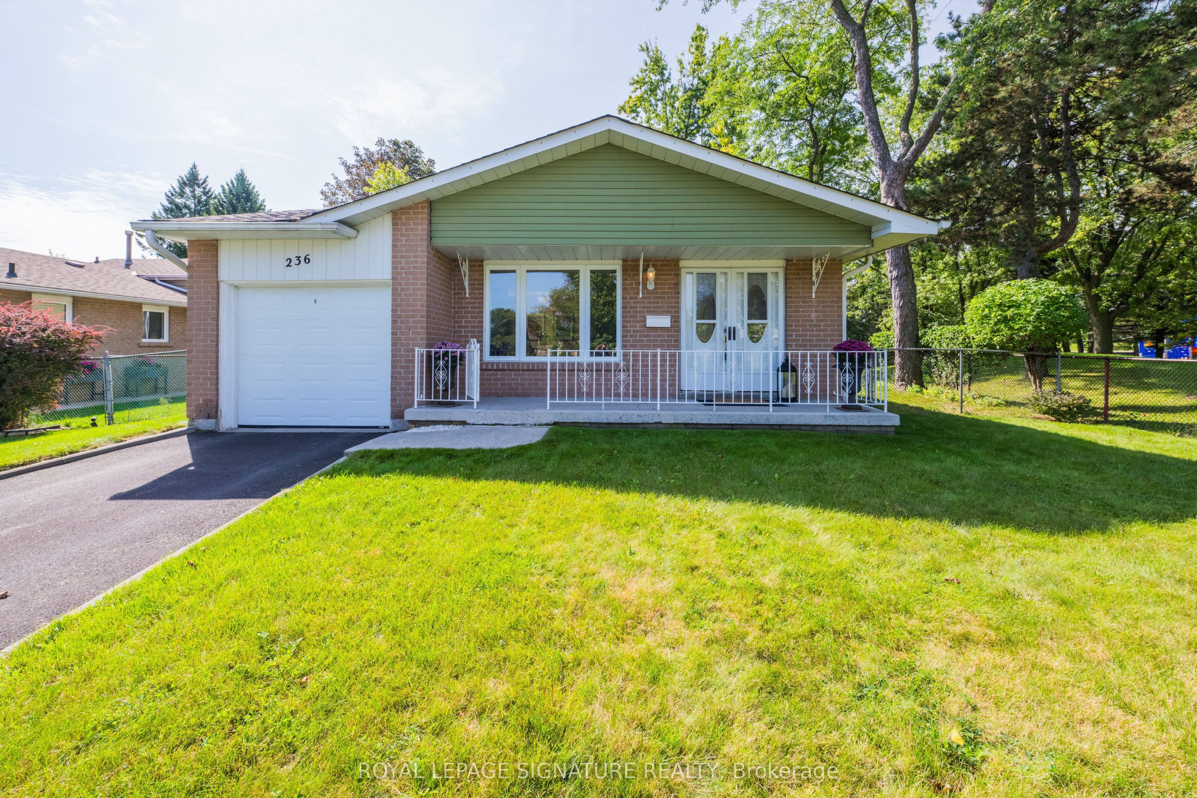 236 John Tabor Trail, Toronto, ON M1B 2R4