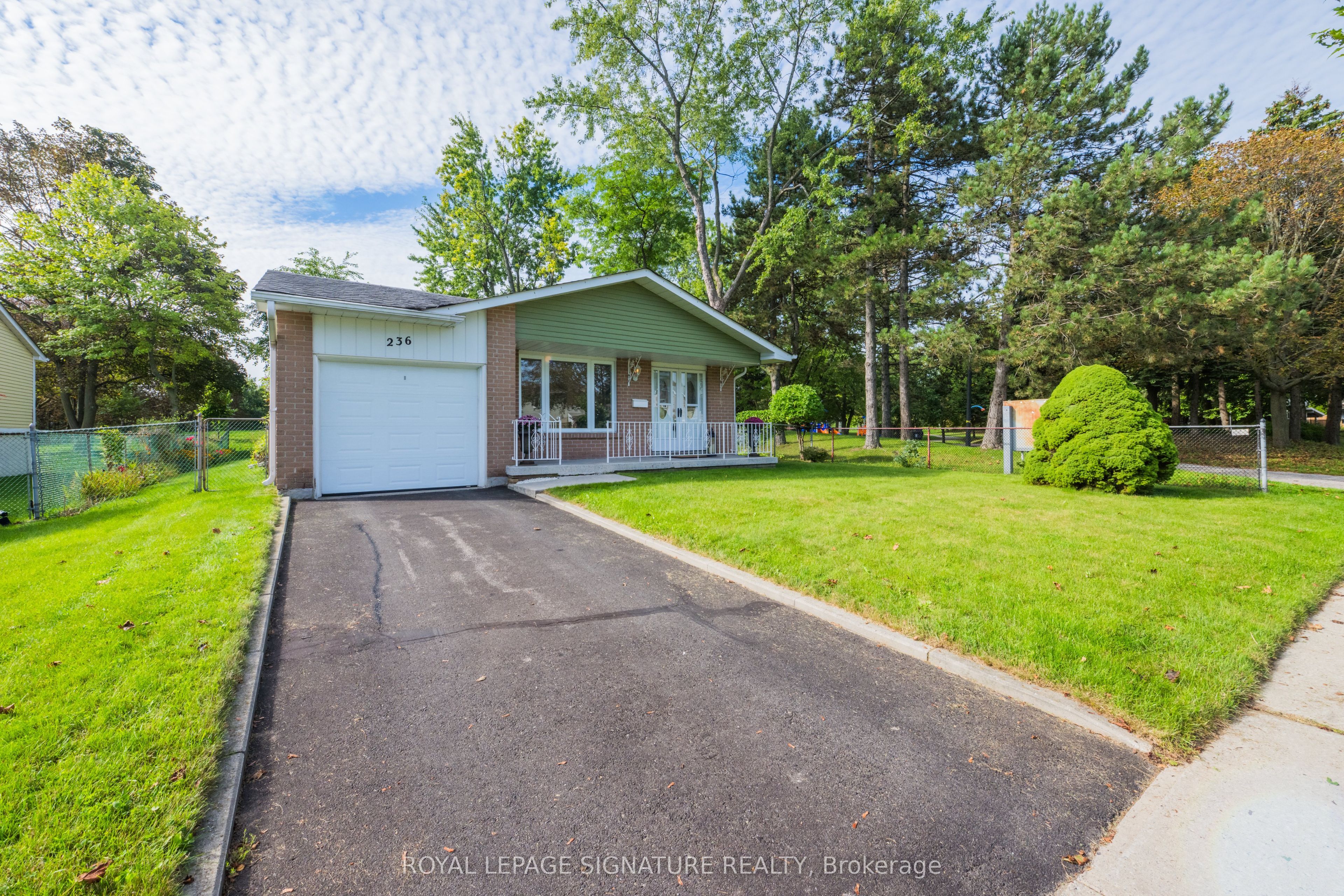 236 John Tabor Trail, Toronto, ON M1B 2R4 photo 2