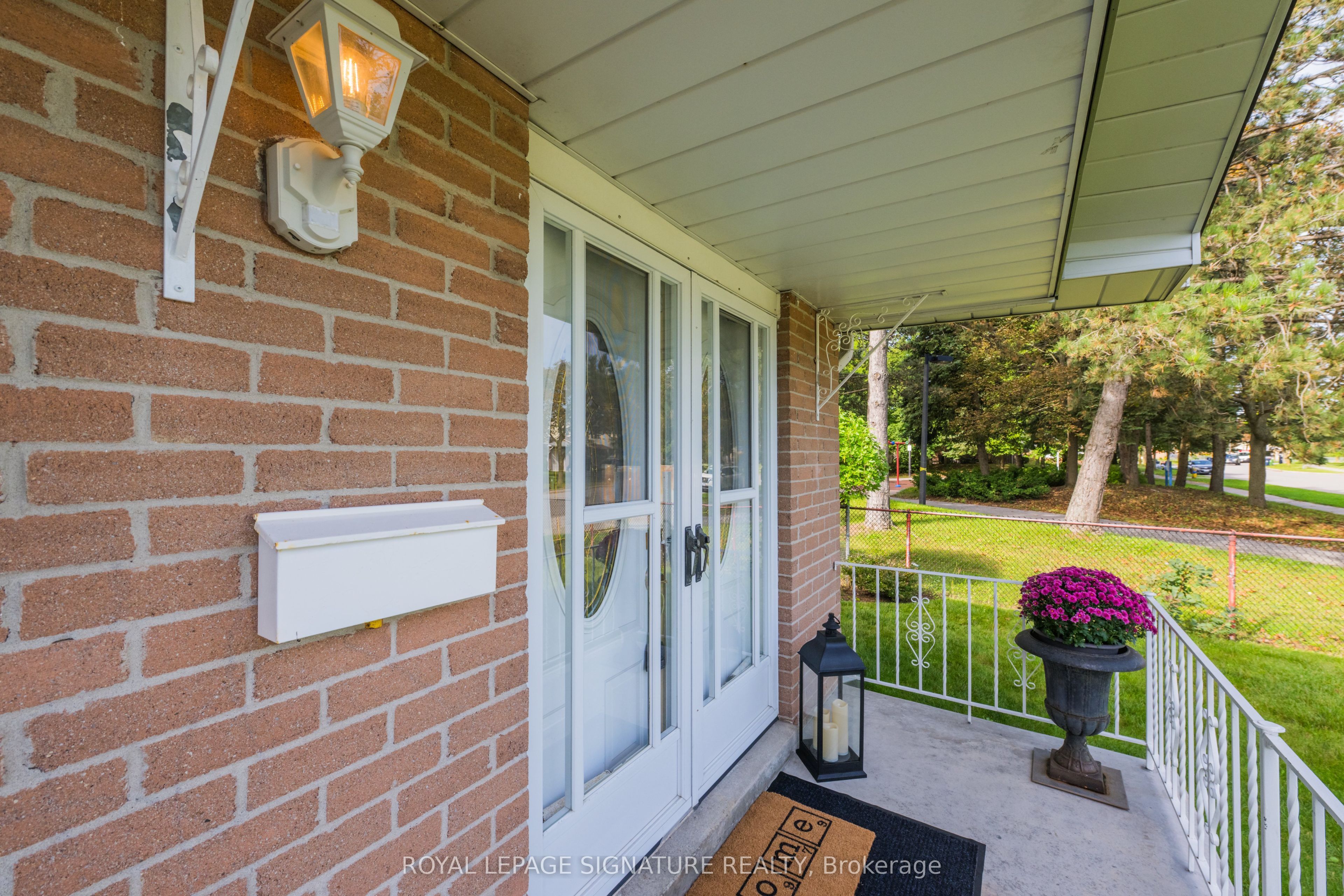 236 John Tabor Trail, Toronto, ON M1B 2R4 photo 4